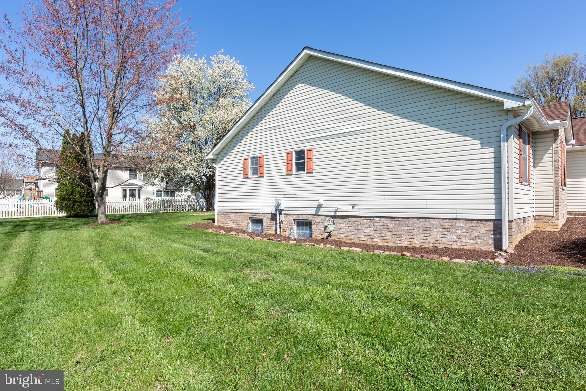 MEADOWVIEW - Residential