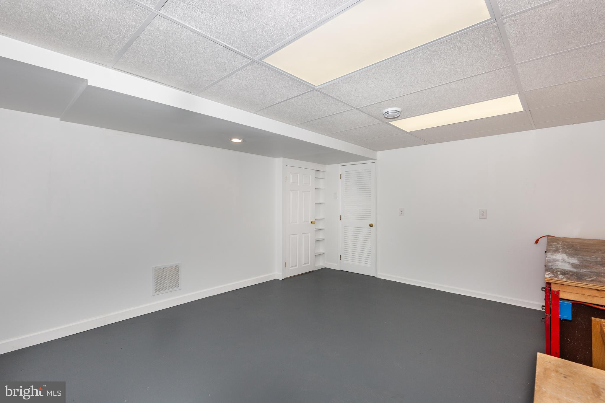 MEADOWVIEW - Residential