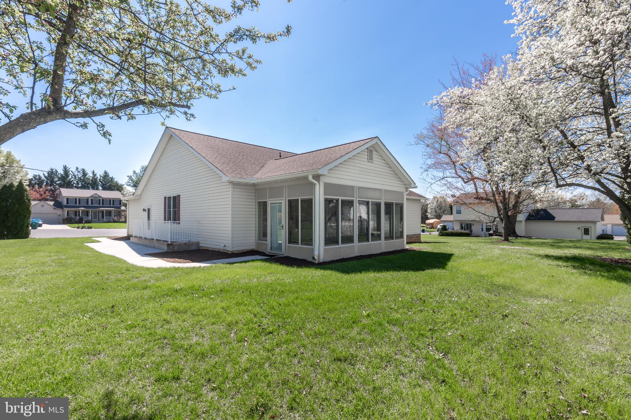 MEADOWVIEW - Residential