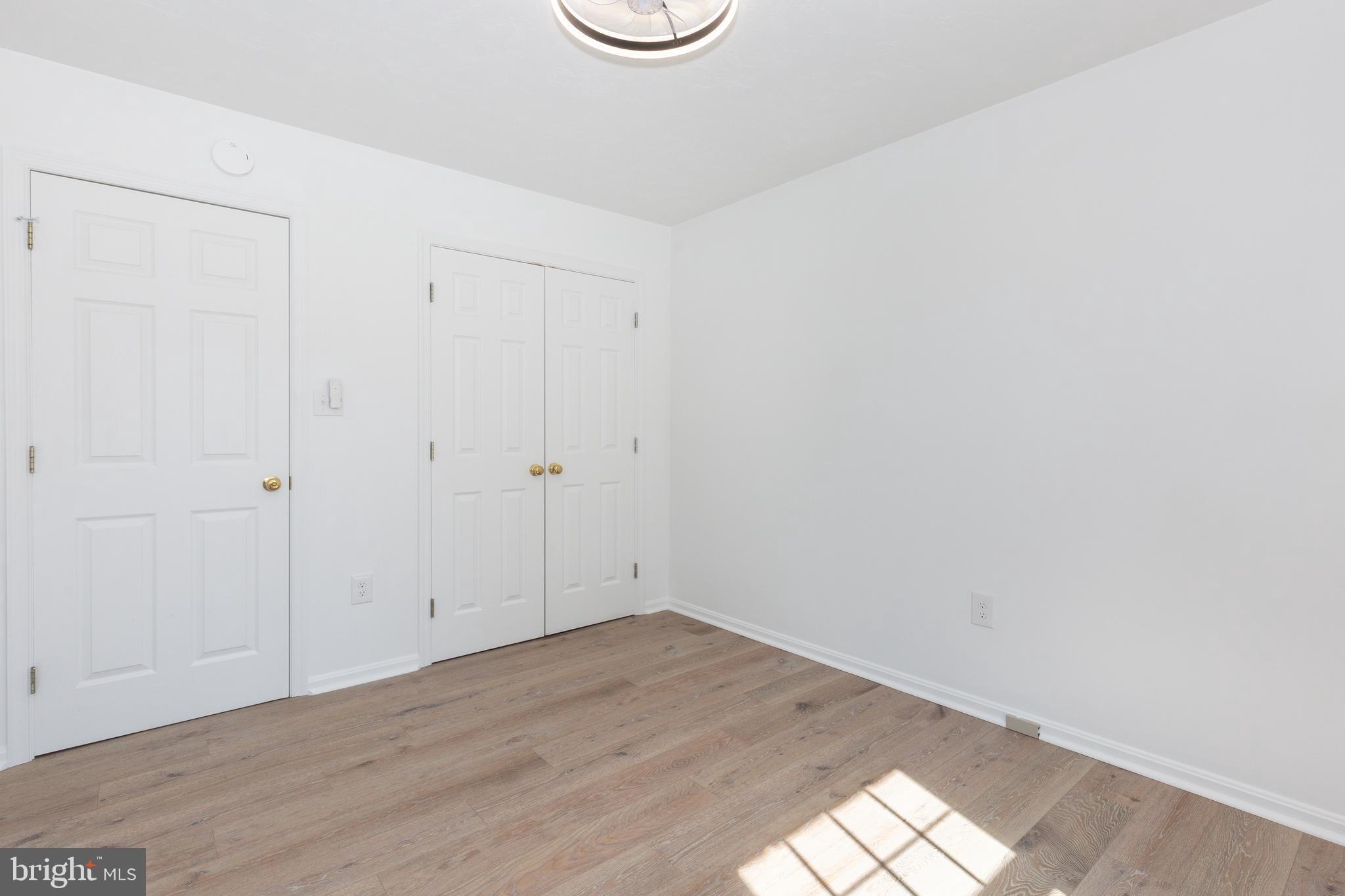 MEADOWVIEW - Residential