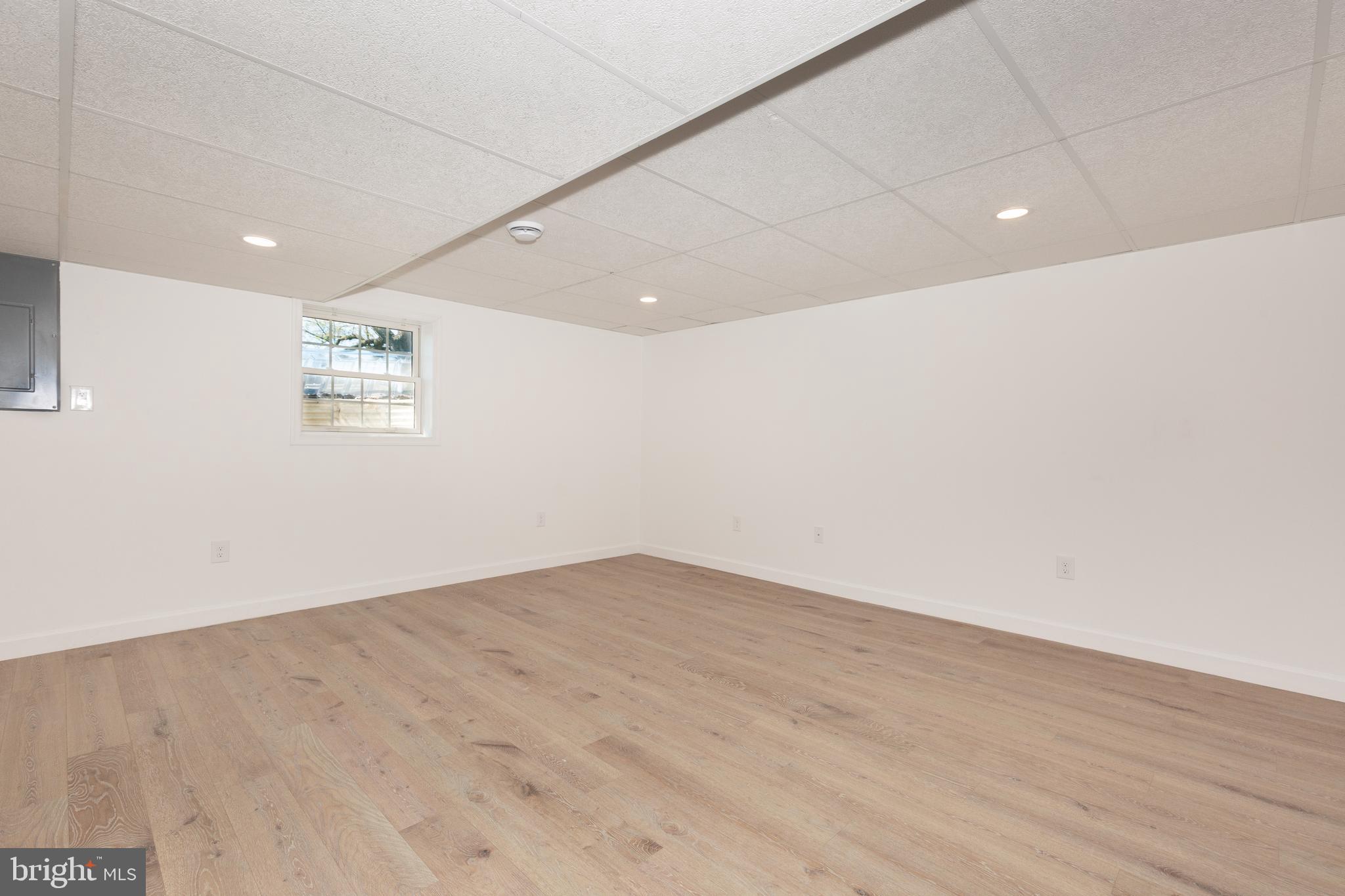 MEADOWVIEW - Residential