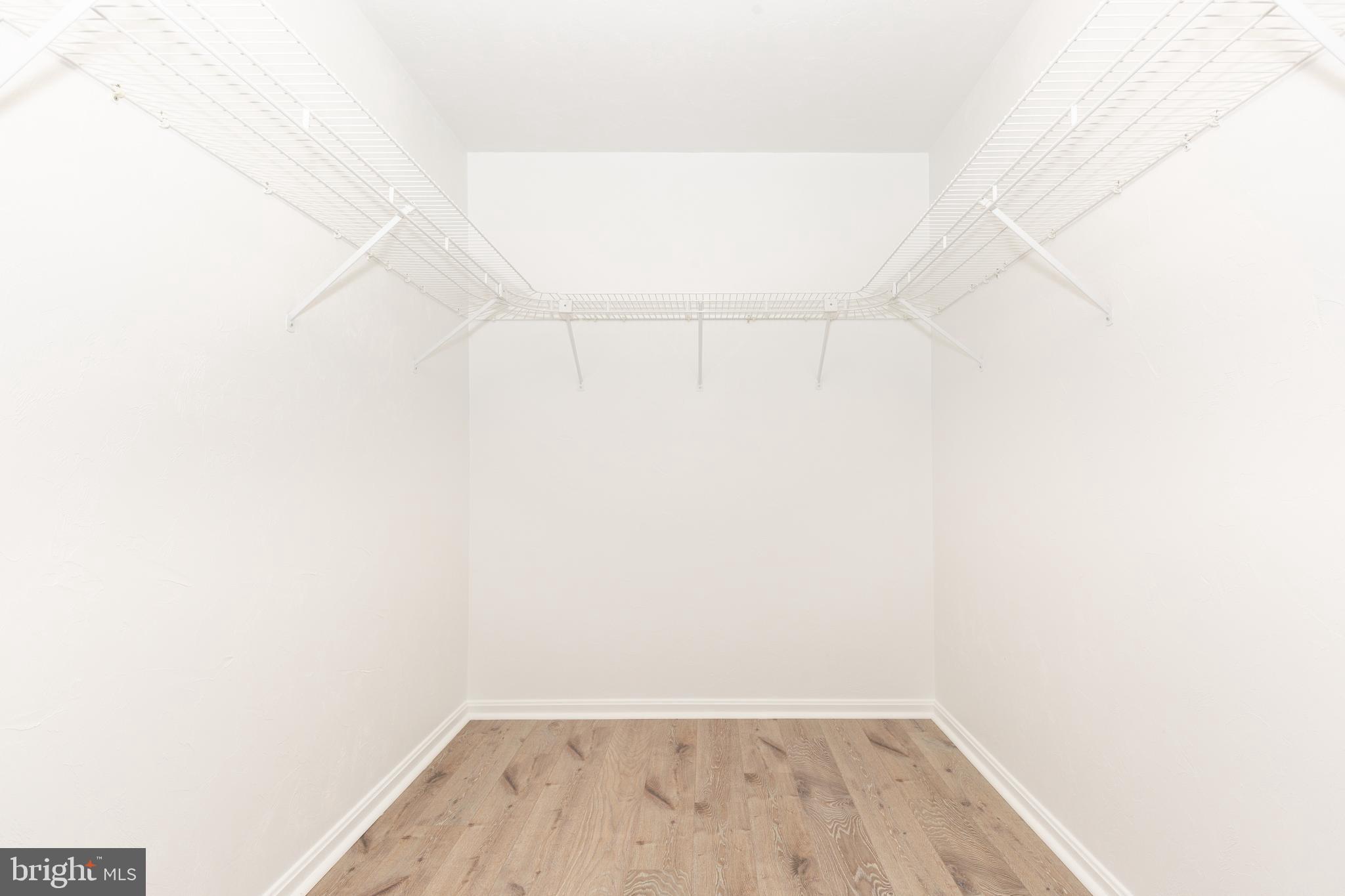 MEADOWVIEW - Residential