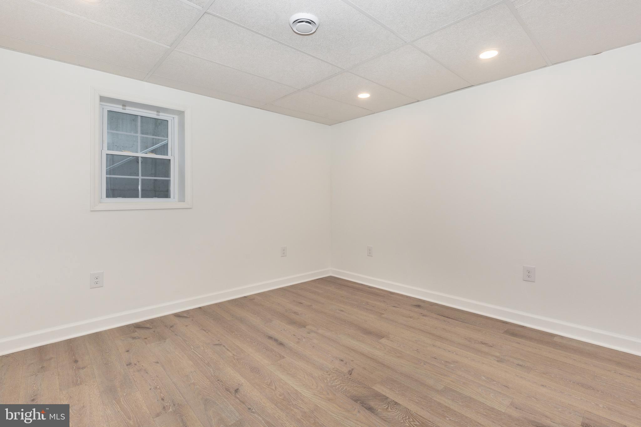 MEADOWVIEW - Residential