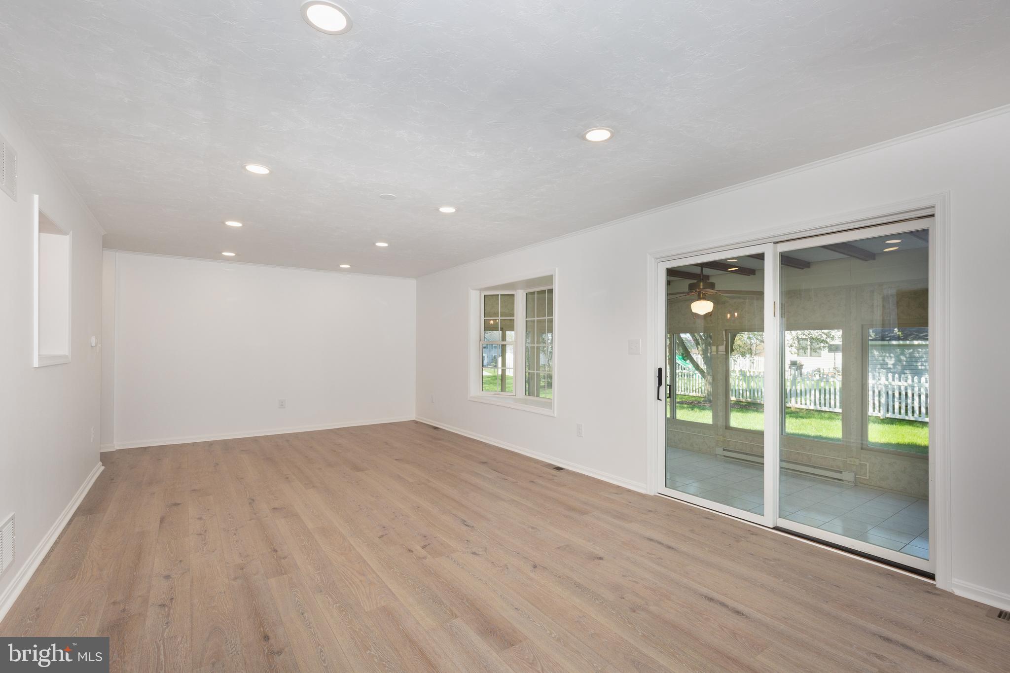 MEADOWVIEW - Residential