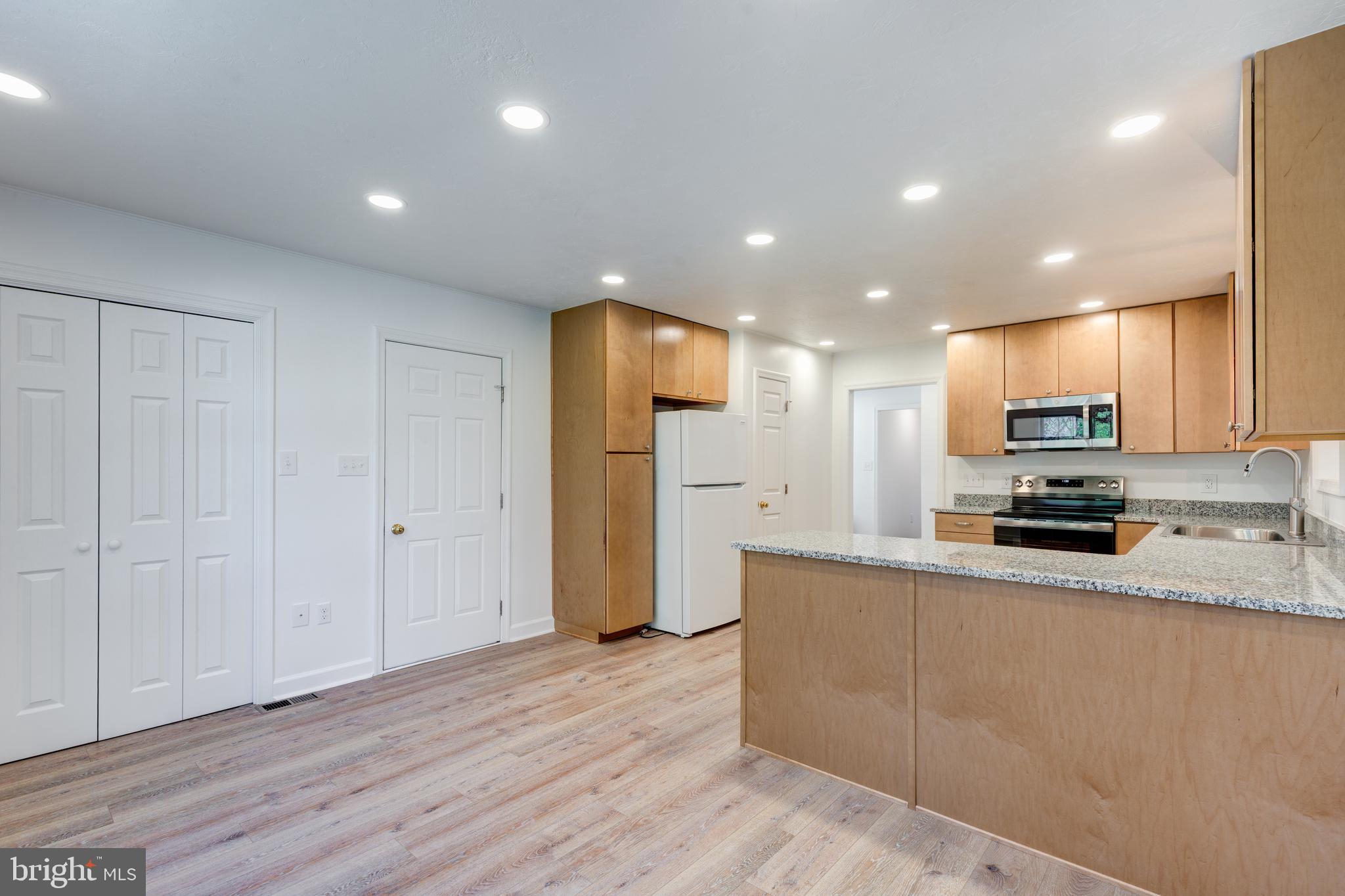 MEADOWVIEW - Residential