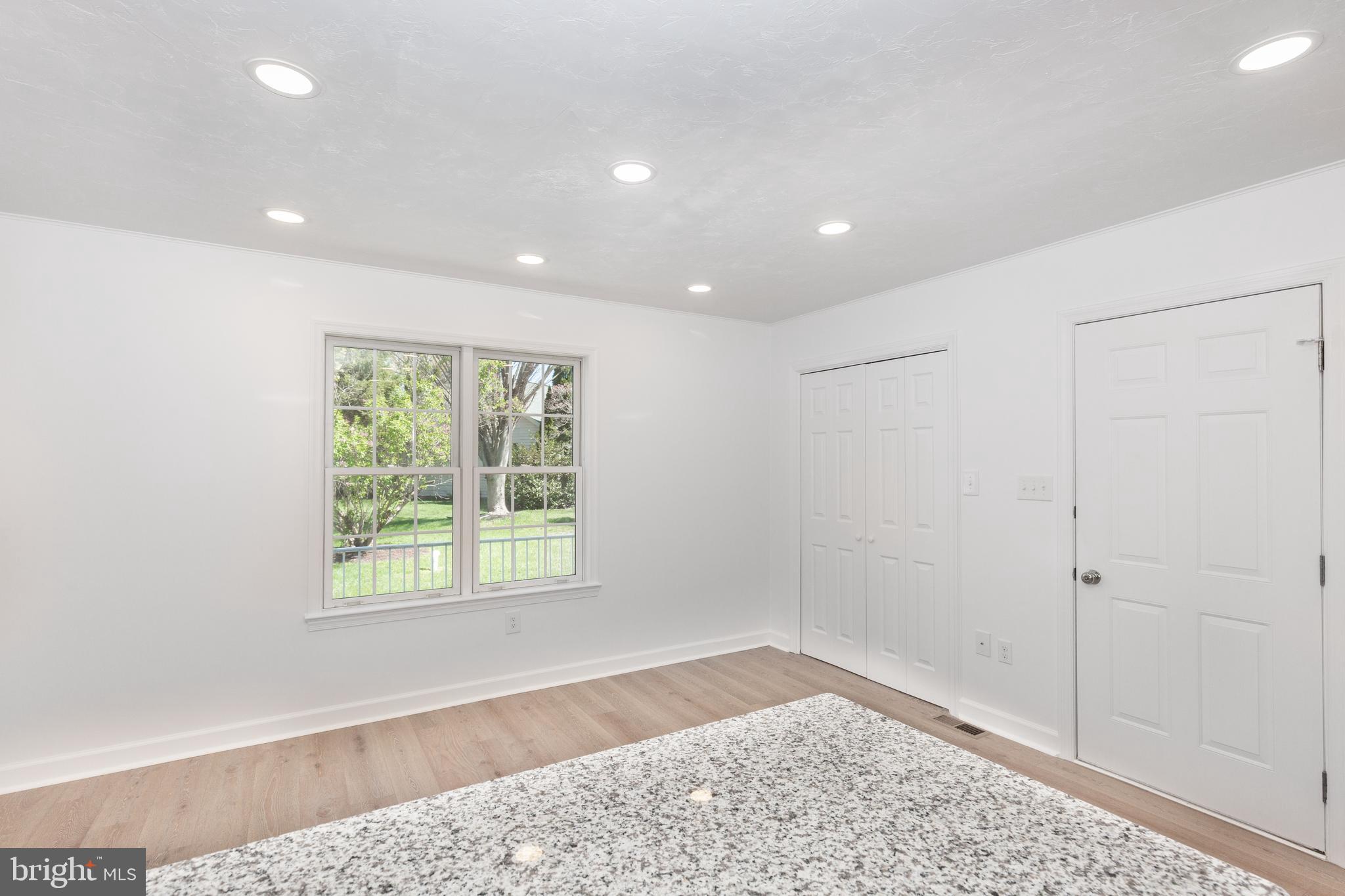 MEADOWVIEW - Residential