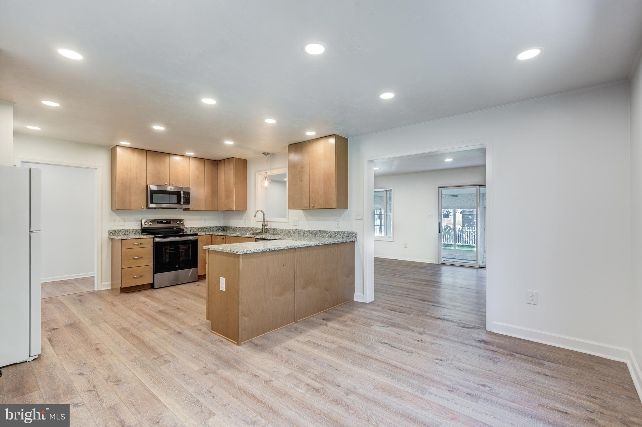 MEADOWVIEW - Residential