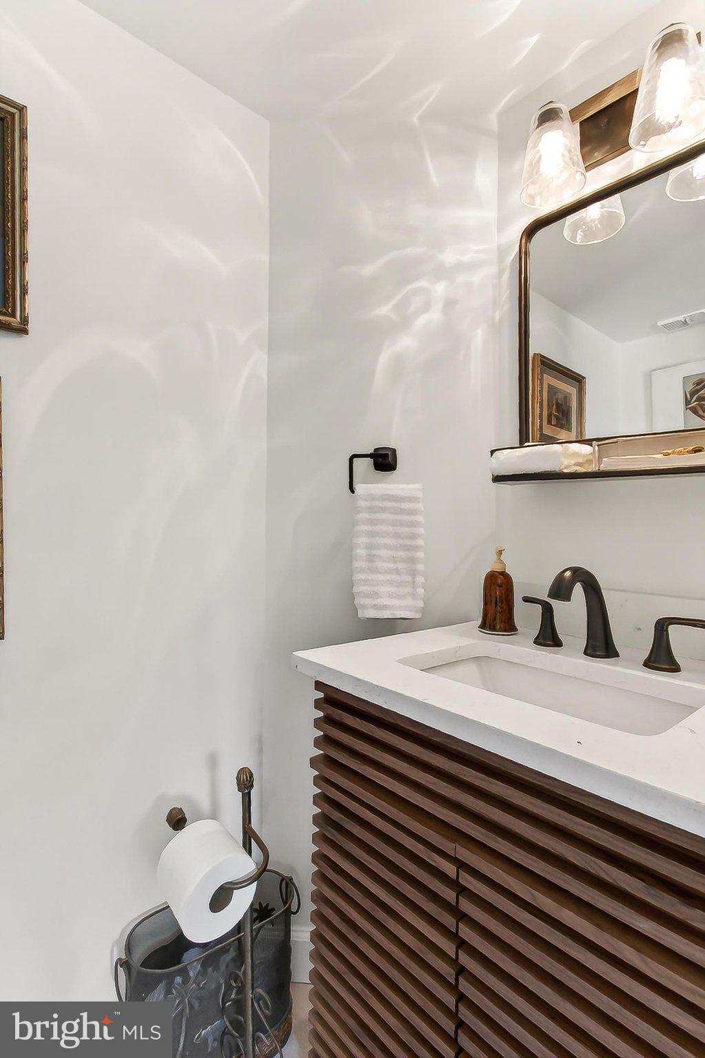 ASTORIA CONDOMINIUM - Residential