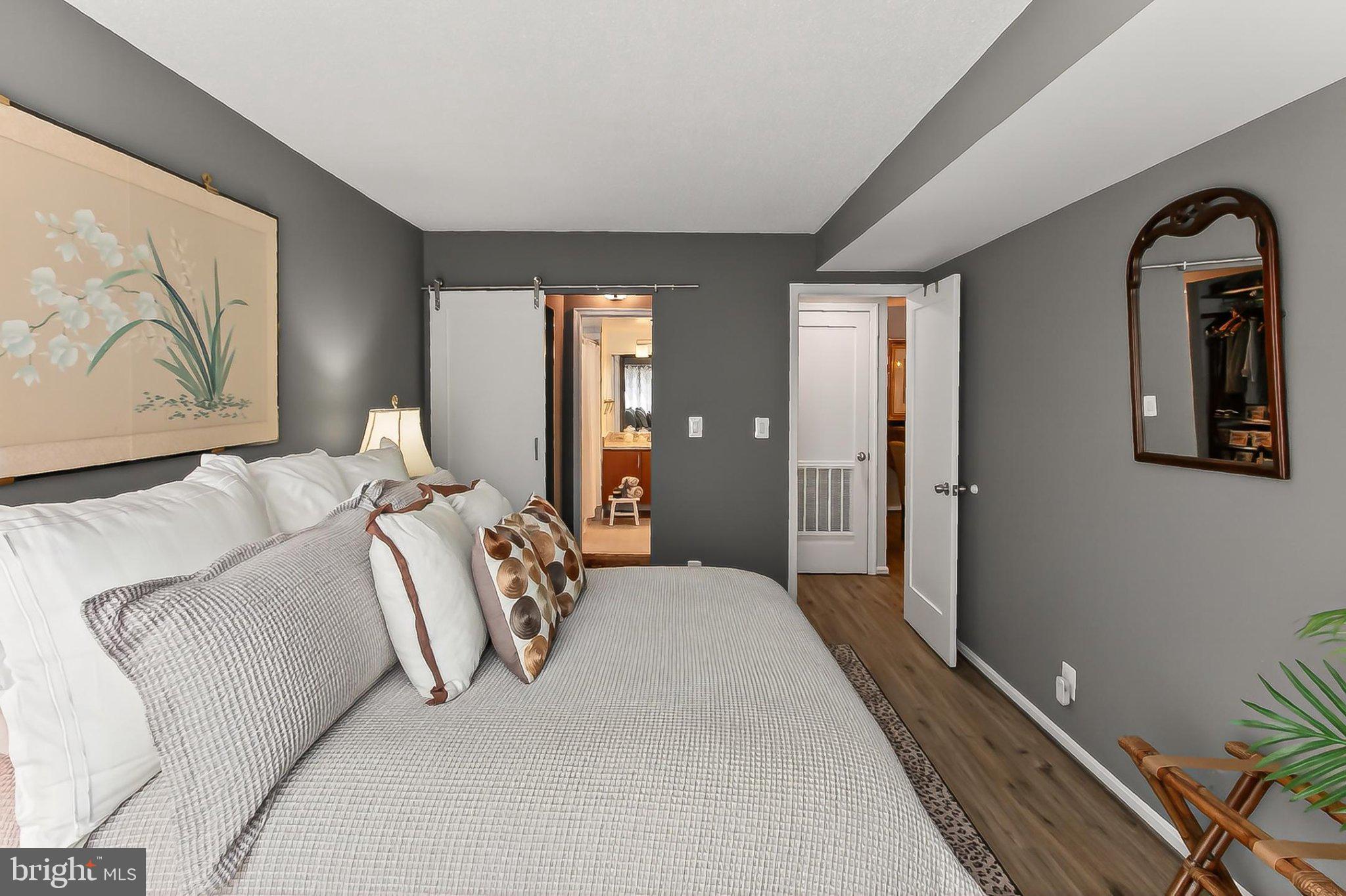 ASTORIA CONDOMINIUM - Residential