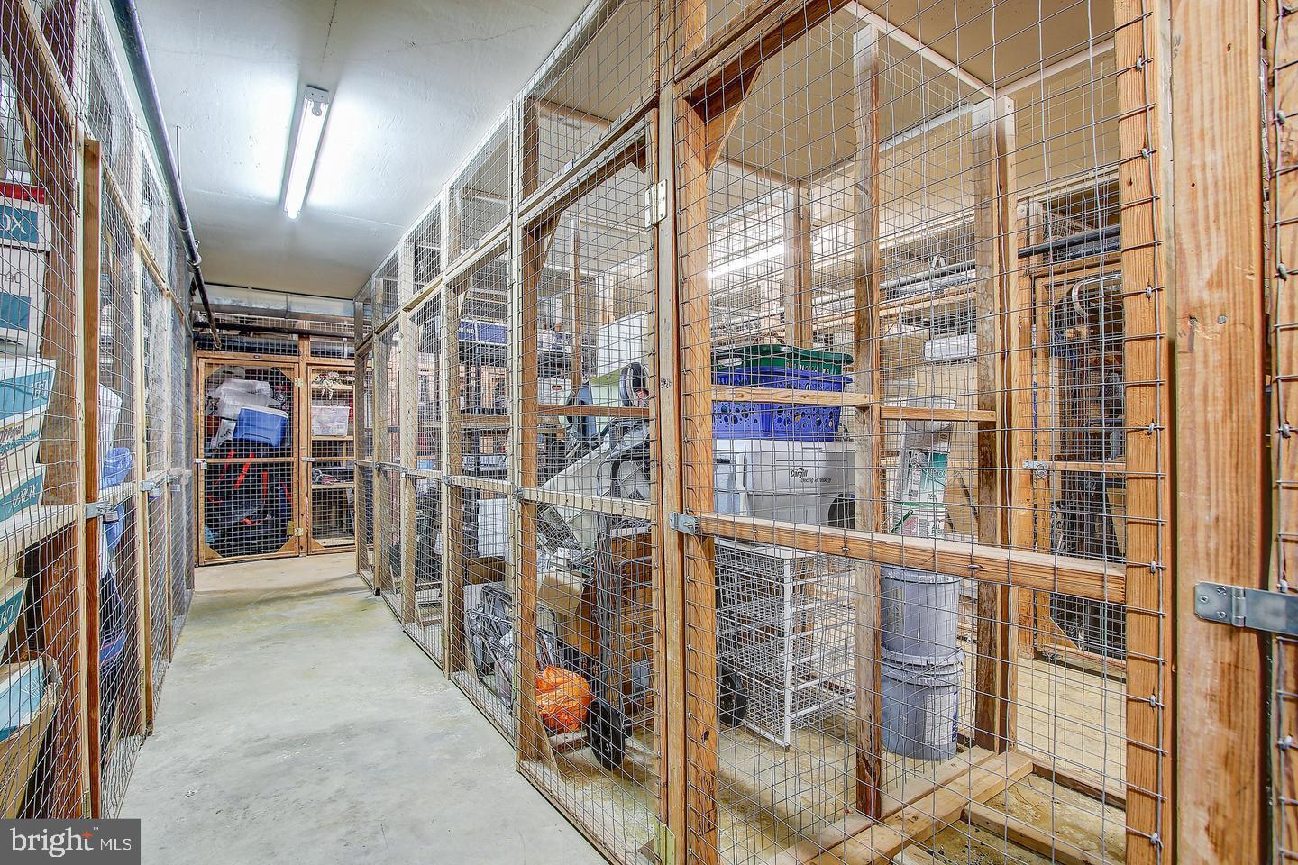 ASTORIA CONDOMINIUM - Residential