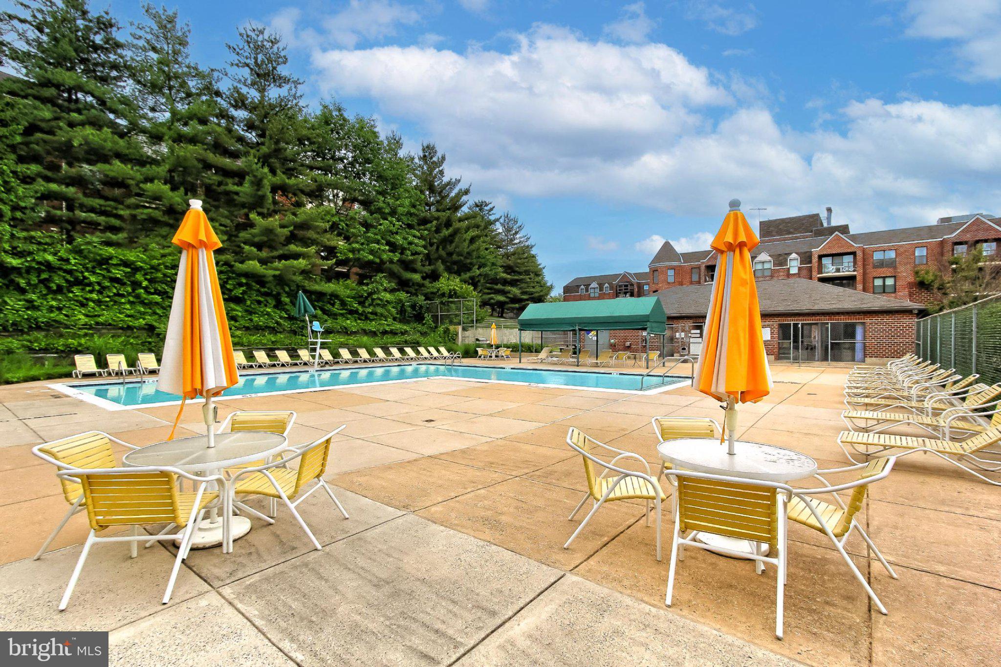 ASTORIA CONDOMINIUM - Residential