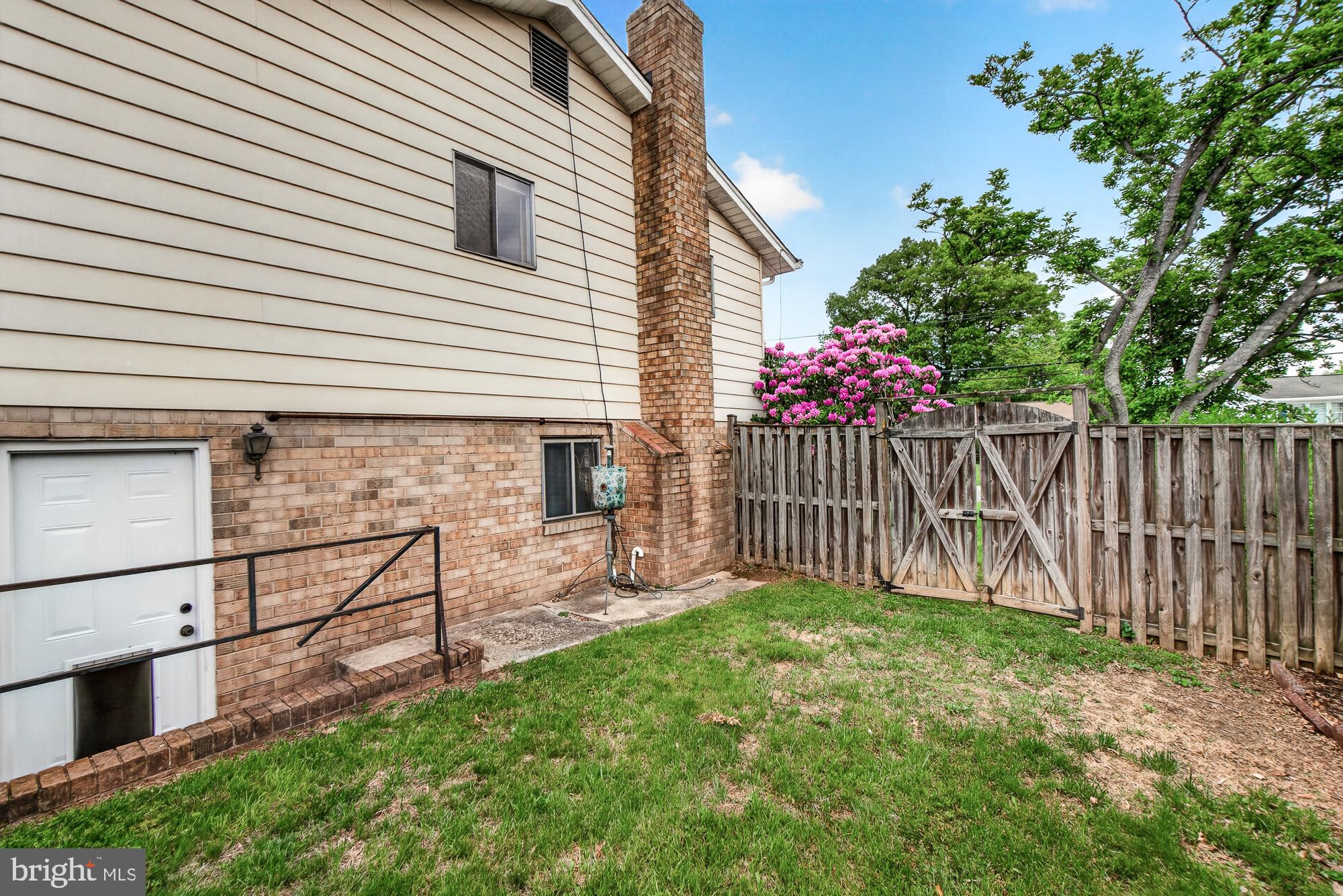 PAINT BRANCH ESTATES - Residential