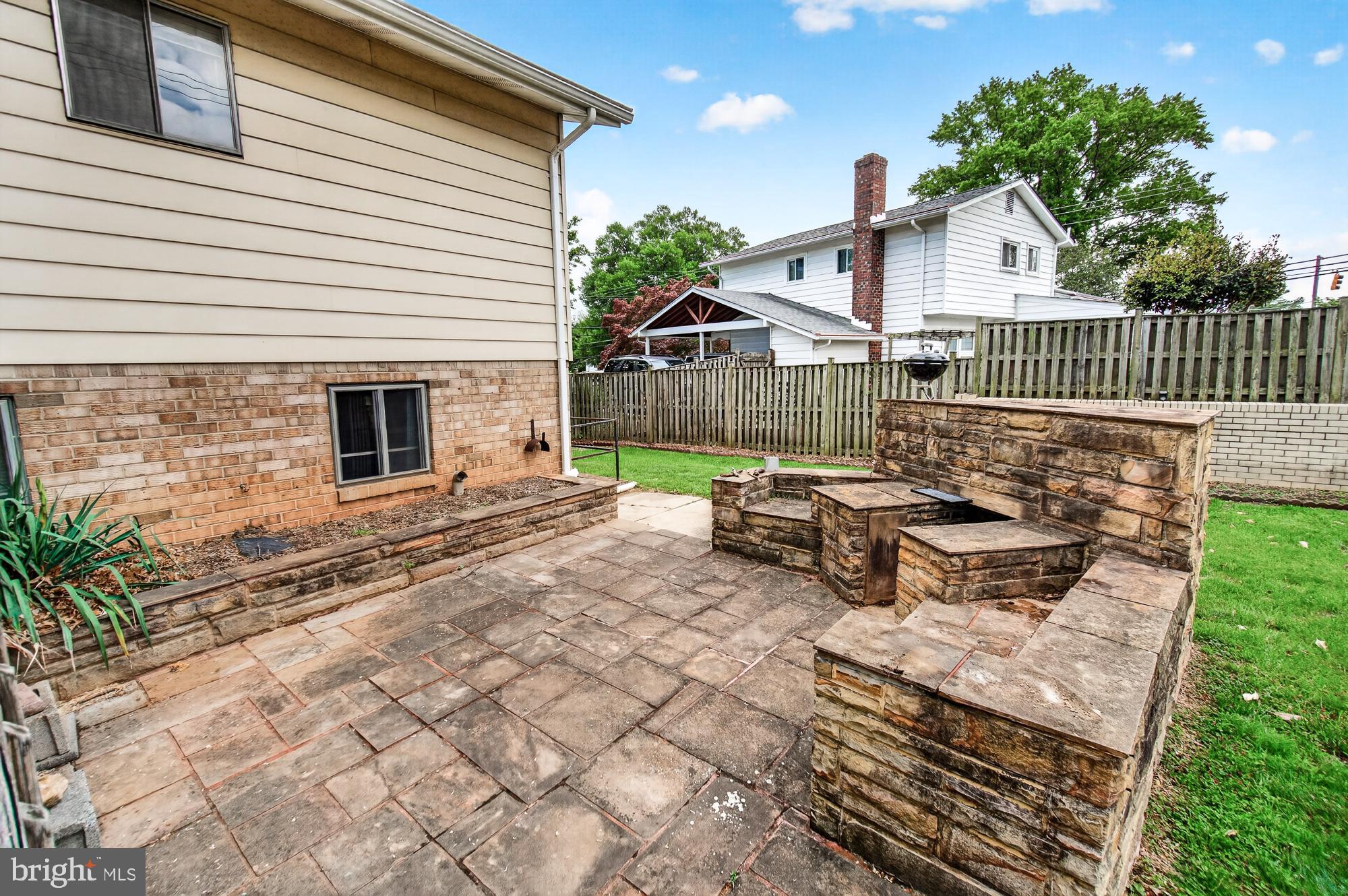 PAINT BRANCH ESTATES - Residential