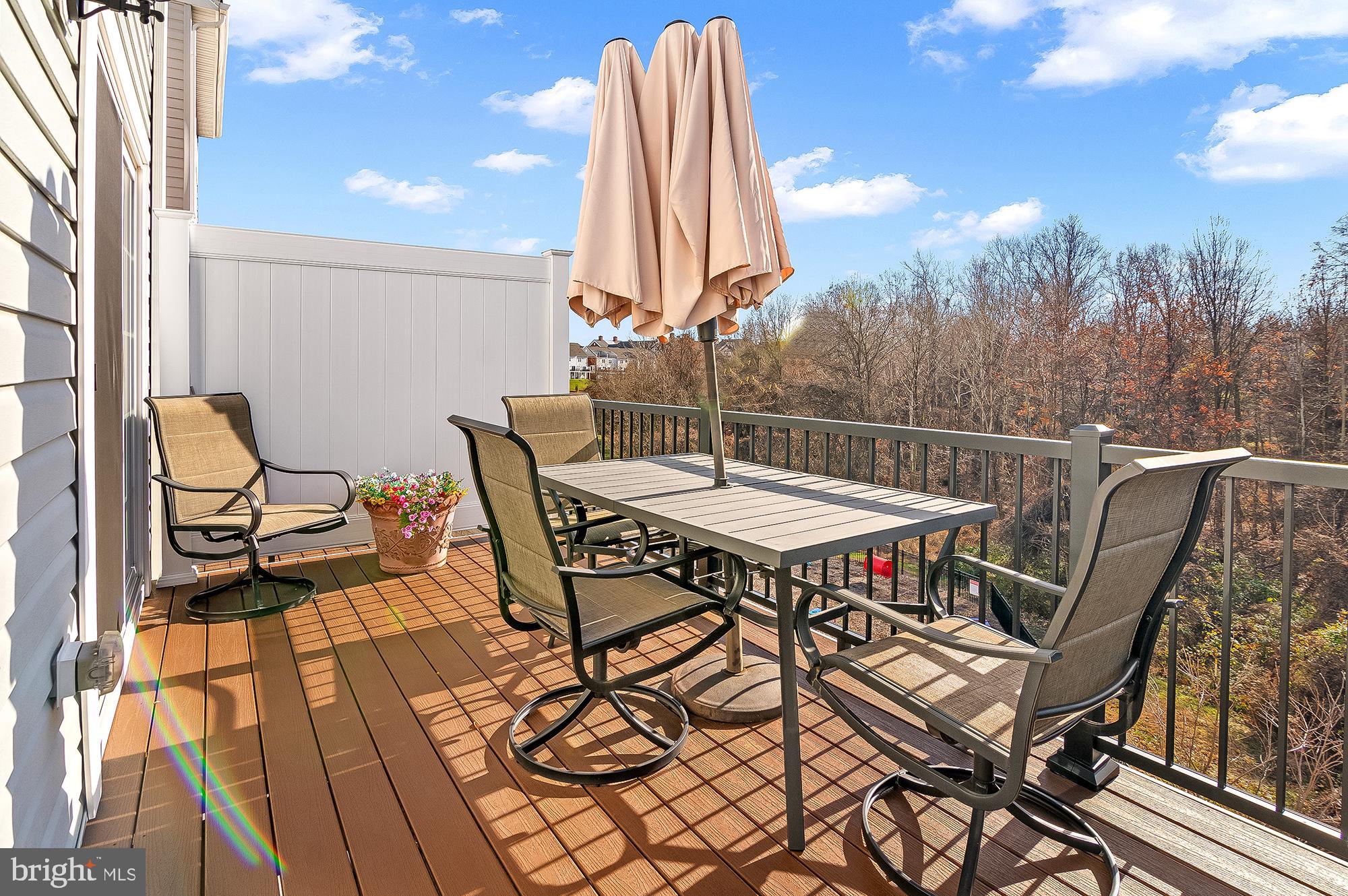 BLUE STREAM - Residential