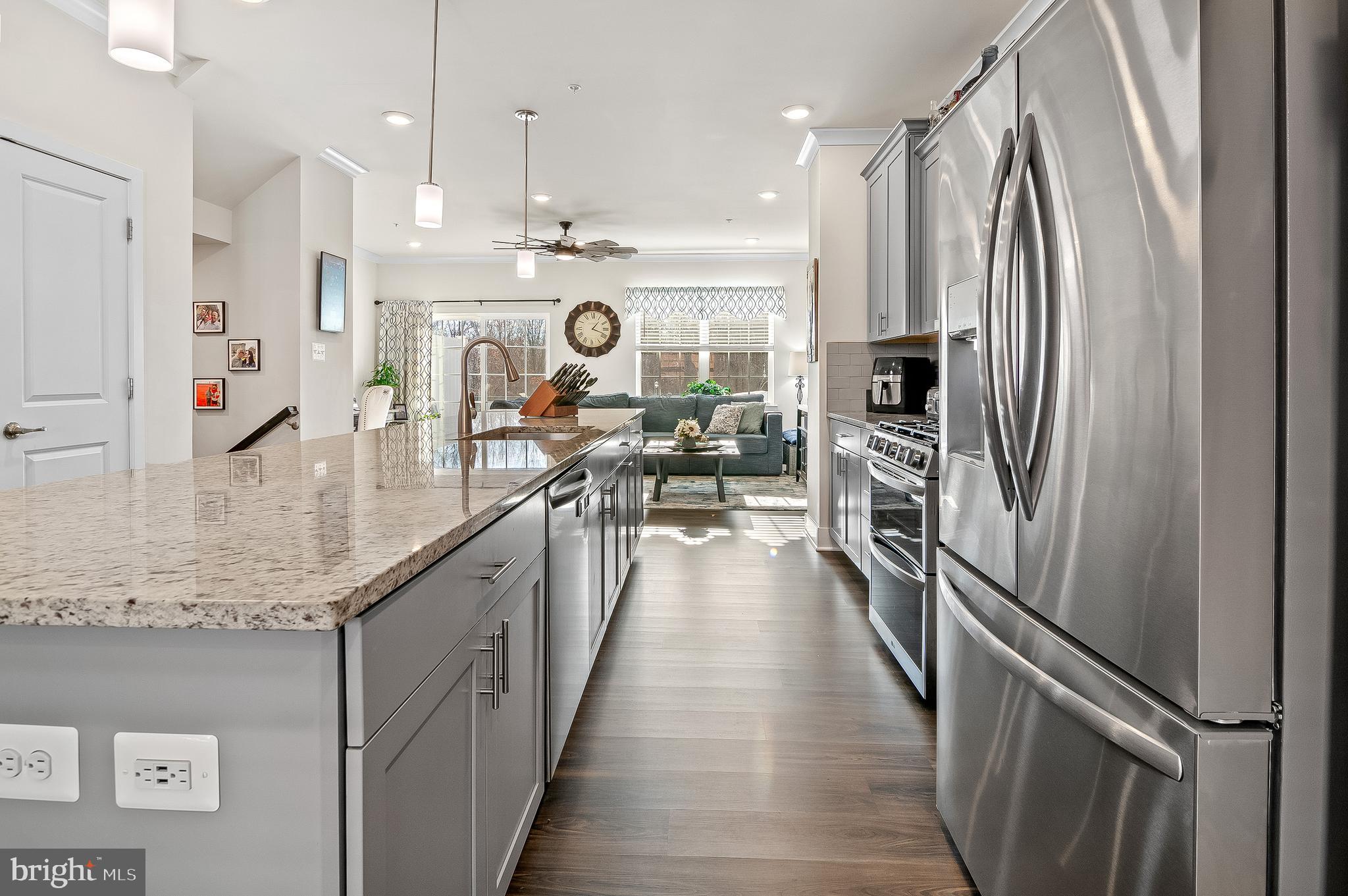 BLUE STREAM - Residential