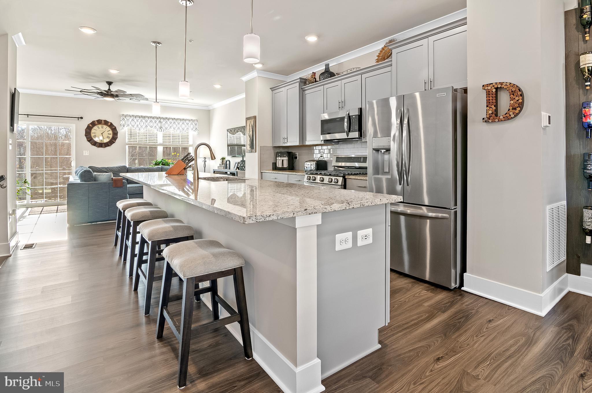 BLUE STREAM - Residential