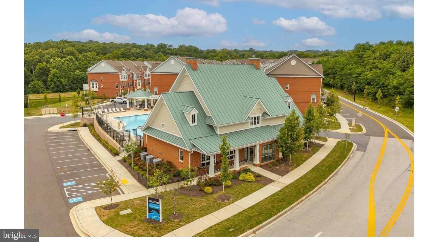 BLUE STREAM - Residential