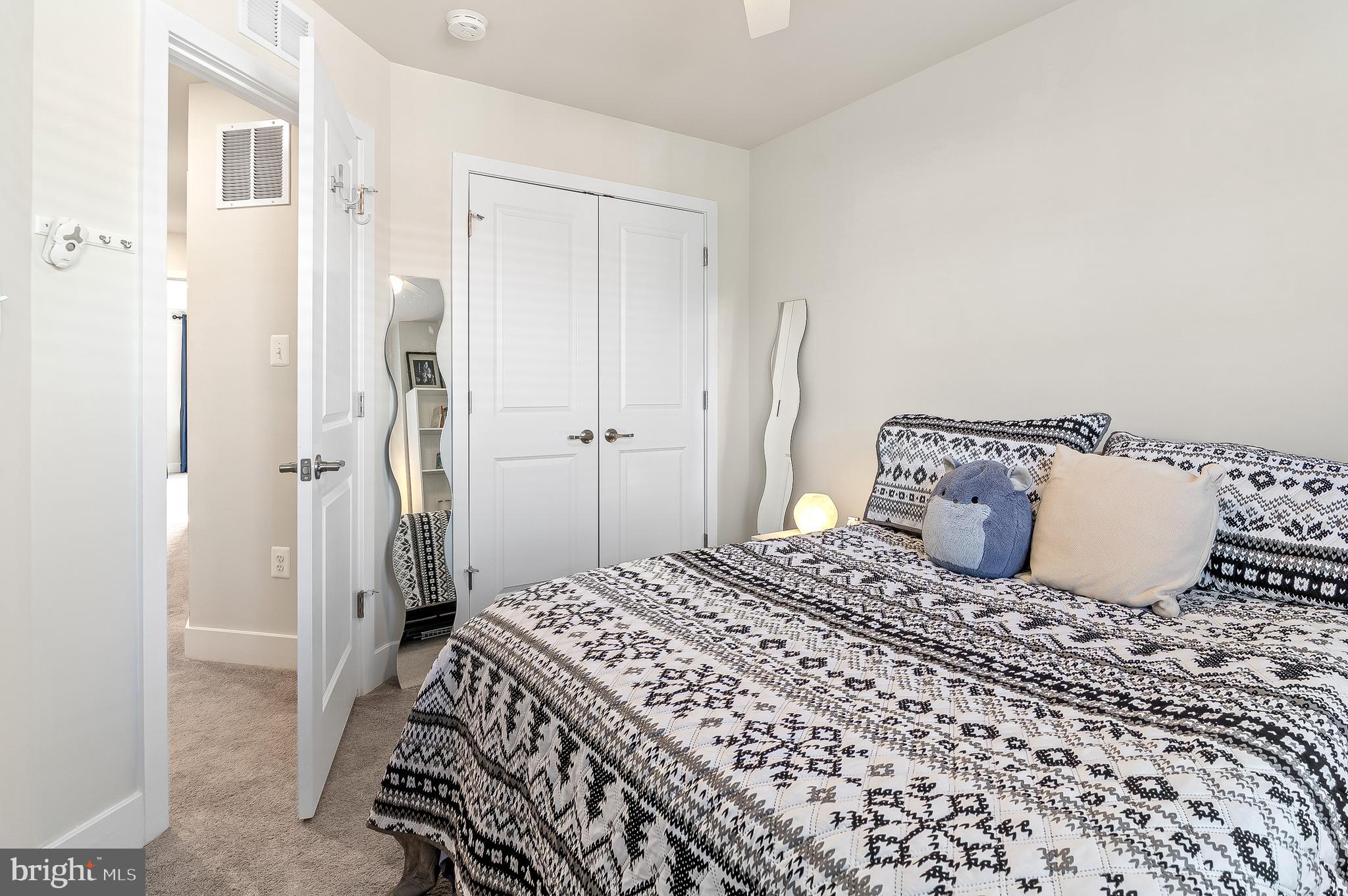 BLUE STREAM - Residential