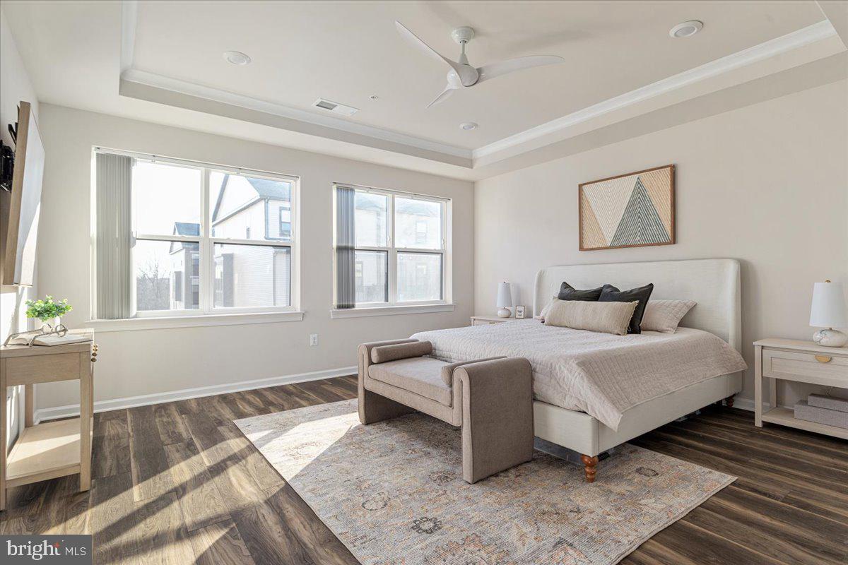 METRO WALK AT MOOREFIELD STATION - Residential Lease