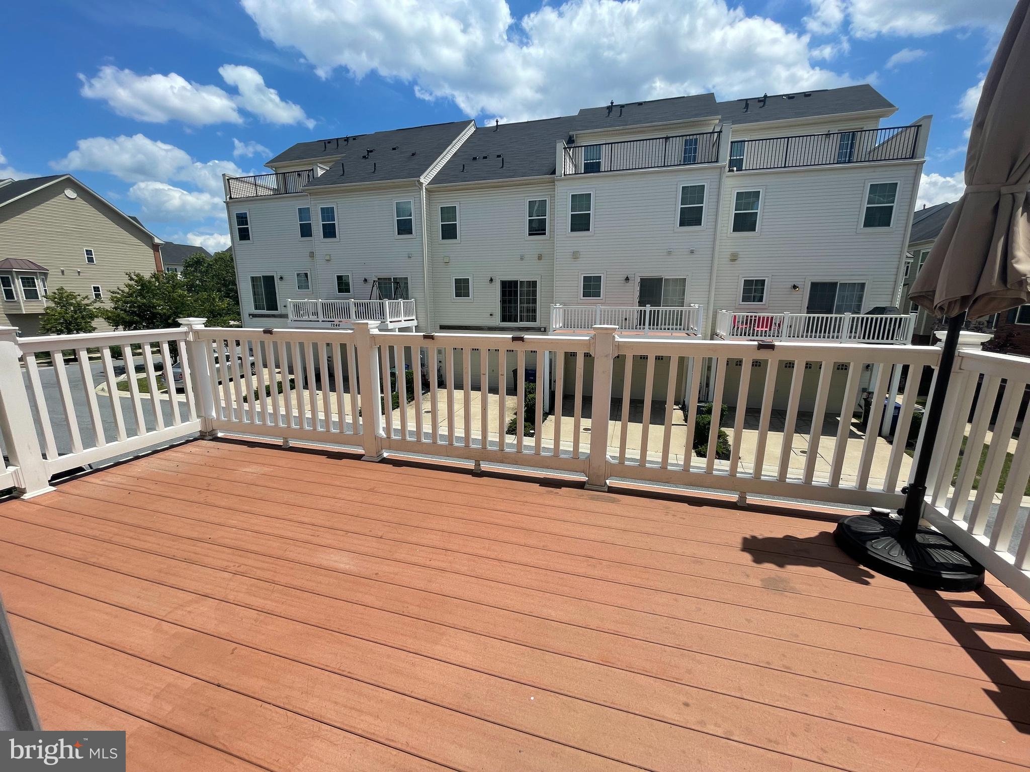 OXFORD SQUARE - Residential Lease