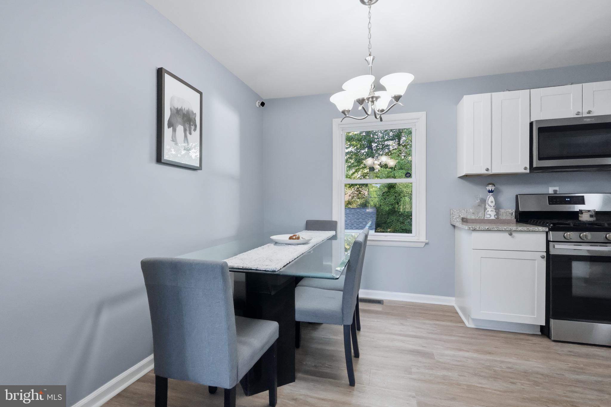 STRAWBERRY HILL EST SUB - Residential