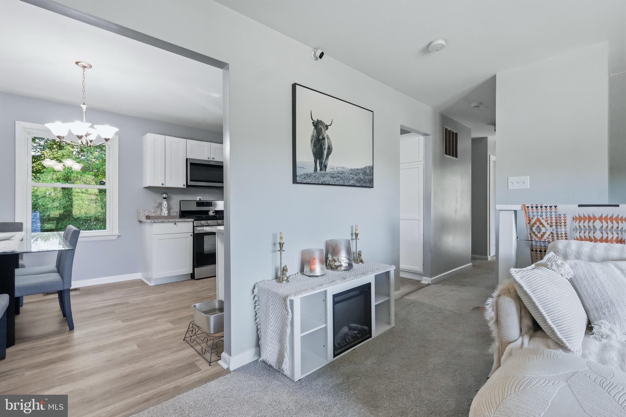 STRAWBERRY HILL EST SUB - Residential