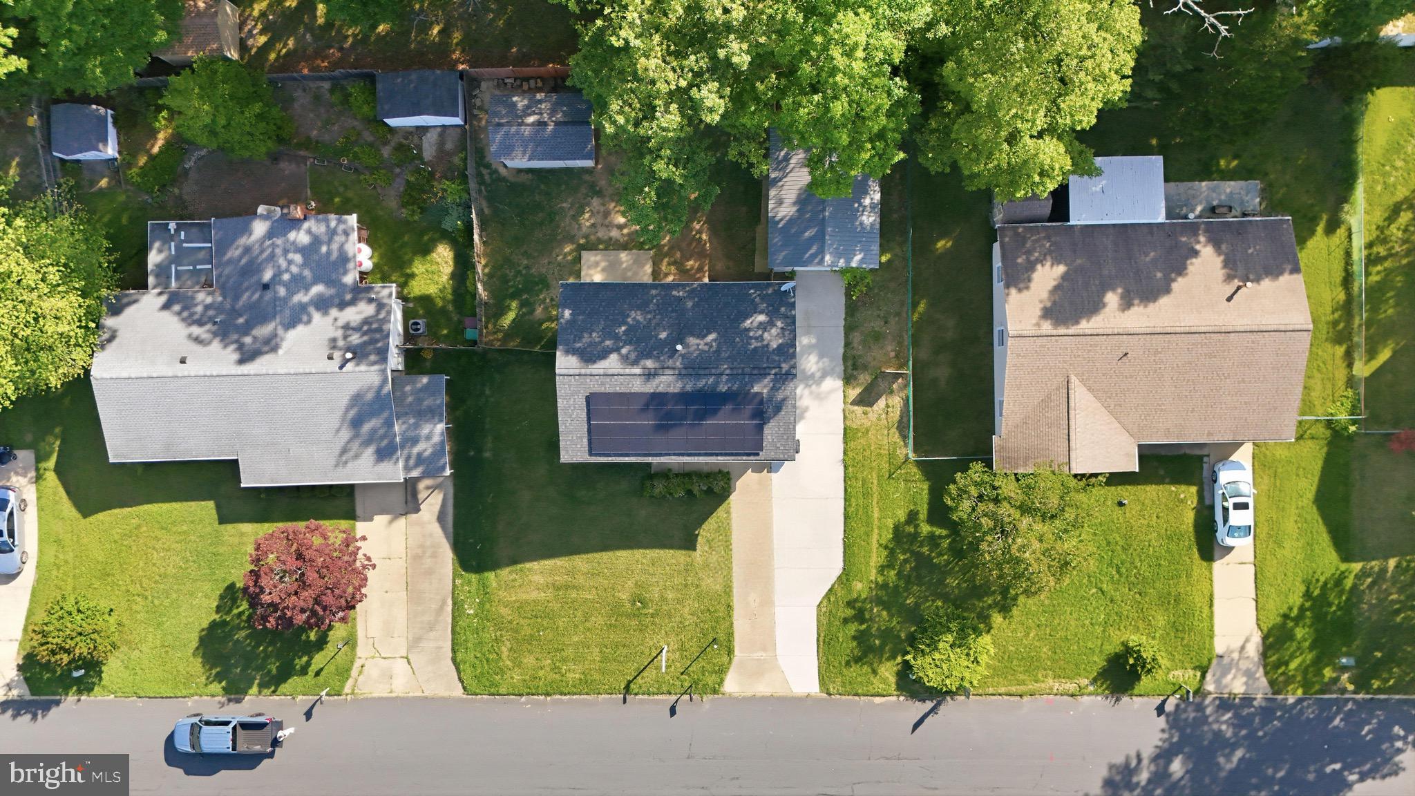 STRAWBERRY HILL EST SUB - Residential