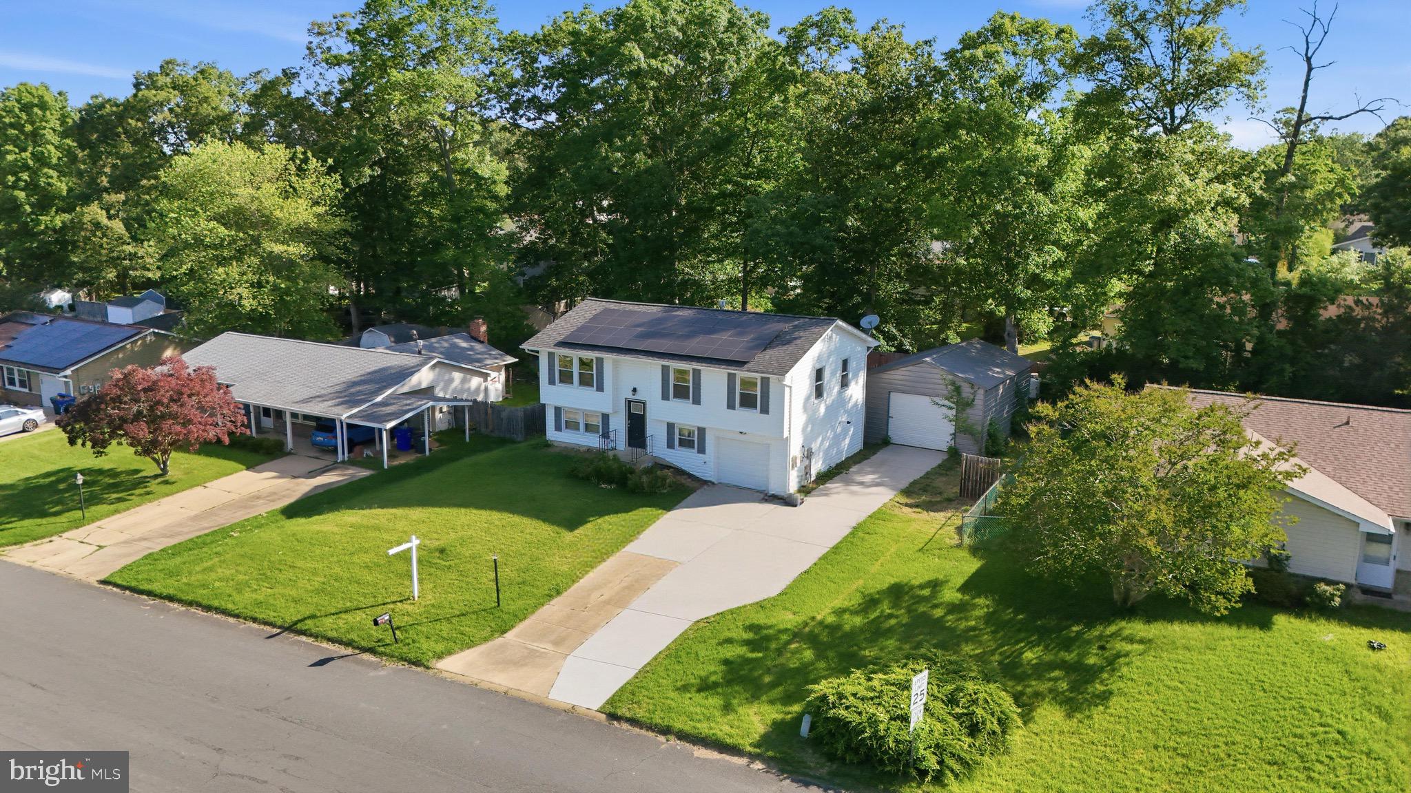 STRAWBERRY HILL EST SUB - Residential