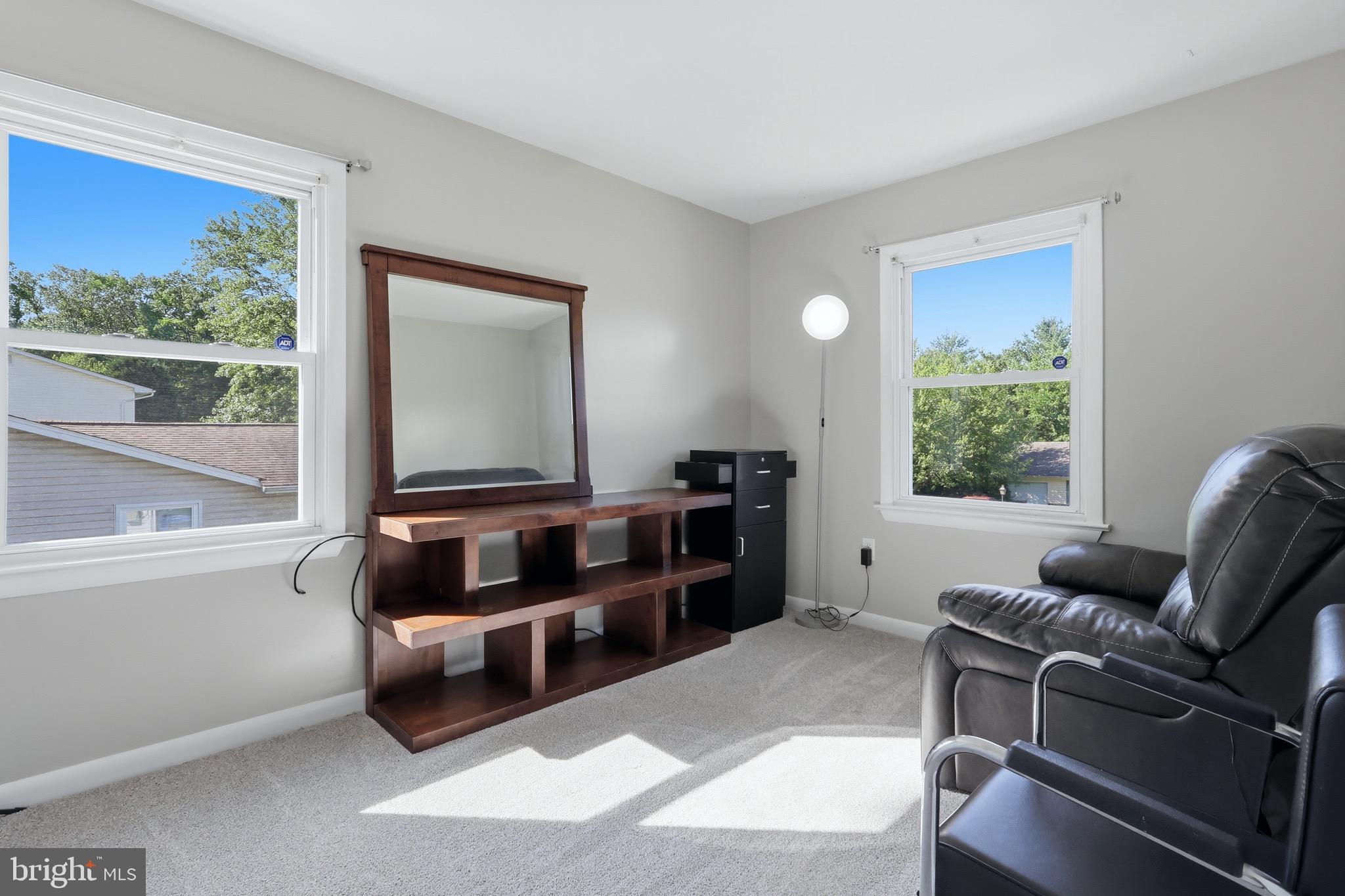 STRAWBERRY HILL EST SUB - Residential