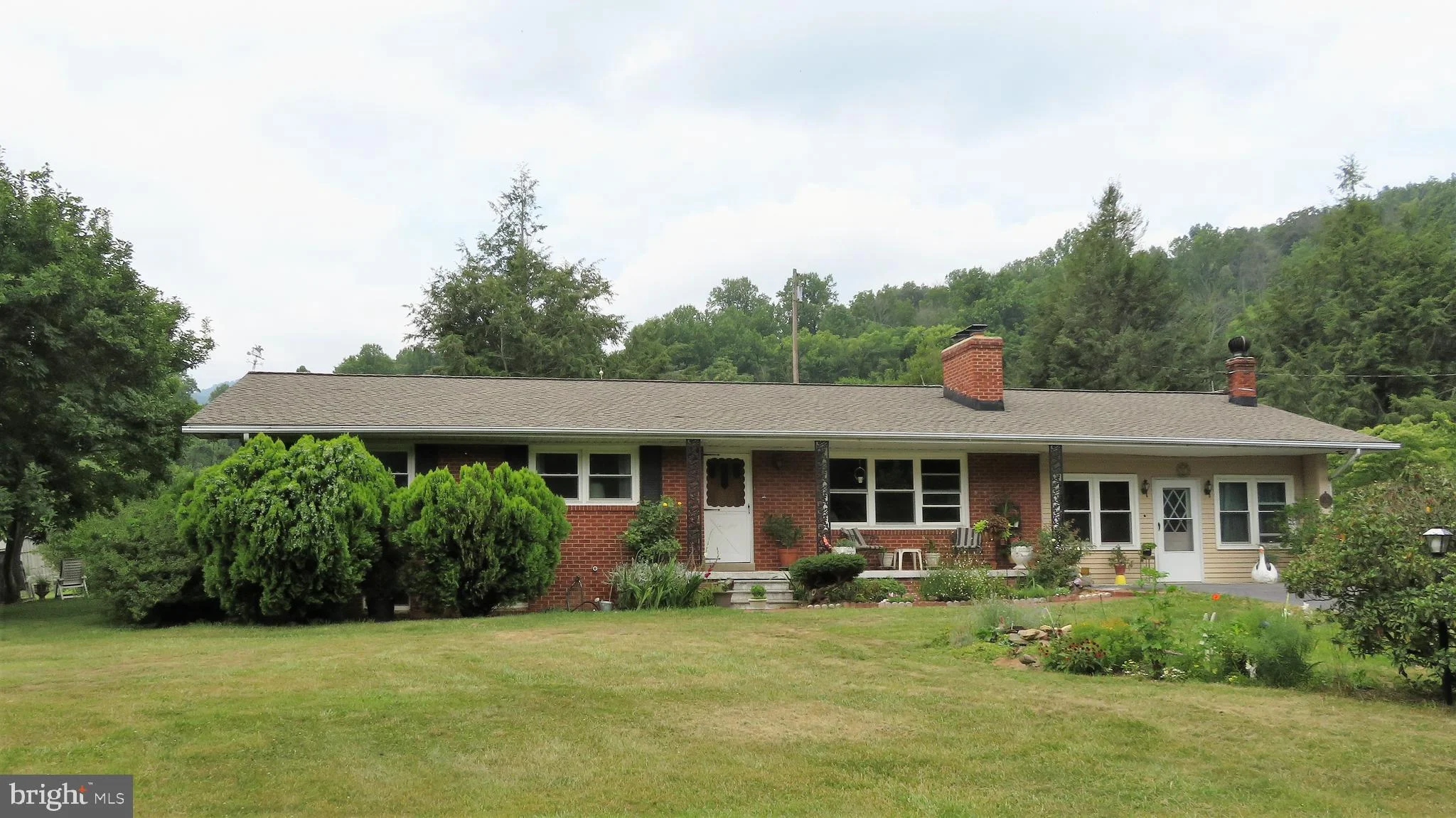 509 Fodderstack Road, Washington, VA 22747