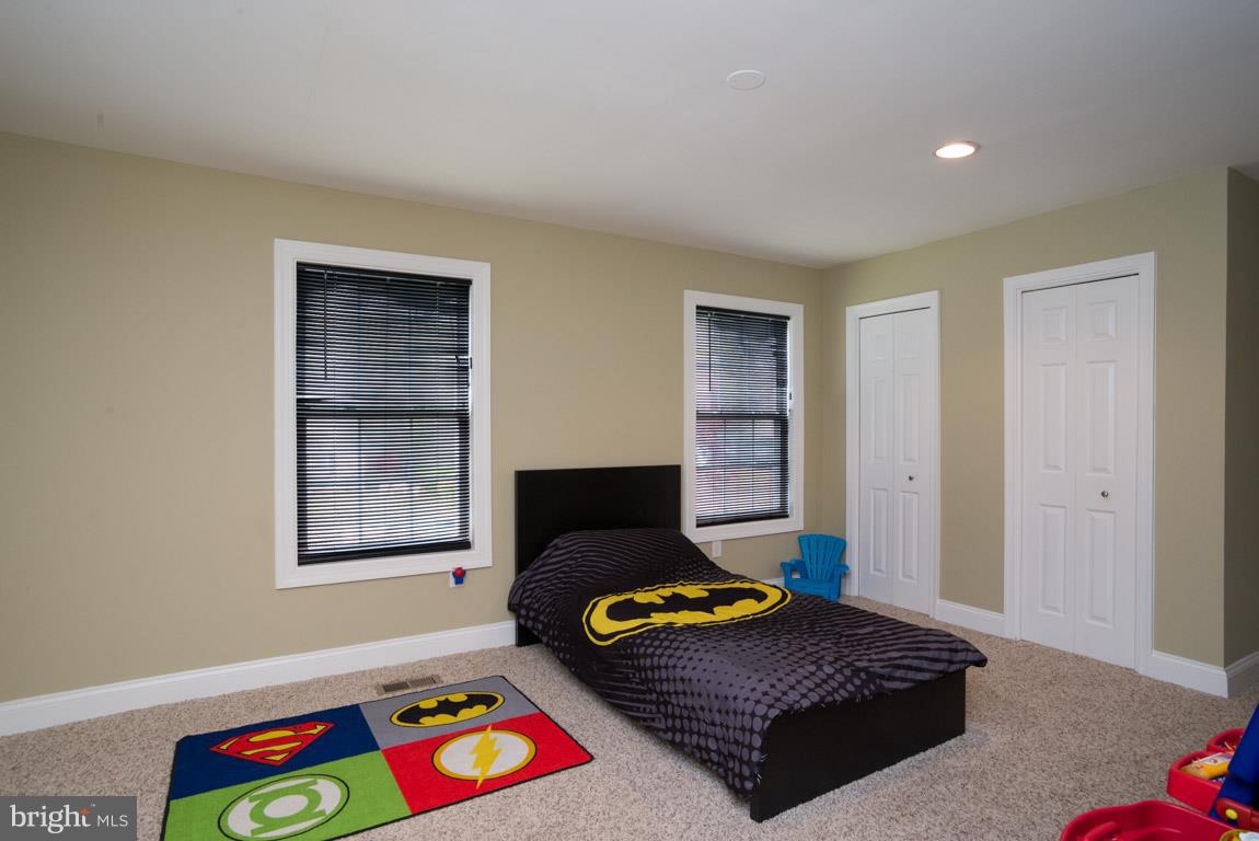 ST CHARLES - CARRINGTON - Residential