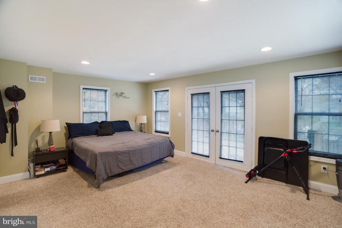 ST CHARLES - CARRINGTON - Residential