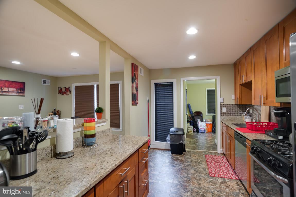 ST CHARLES - CARRINGTON - Residential