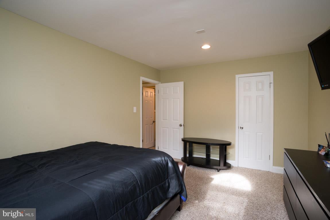 ST CHARLES - CARRINGTON - Residential