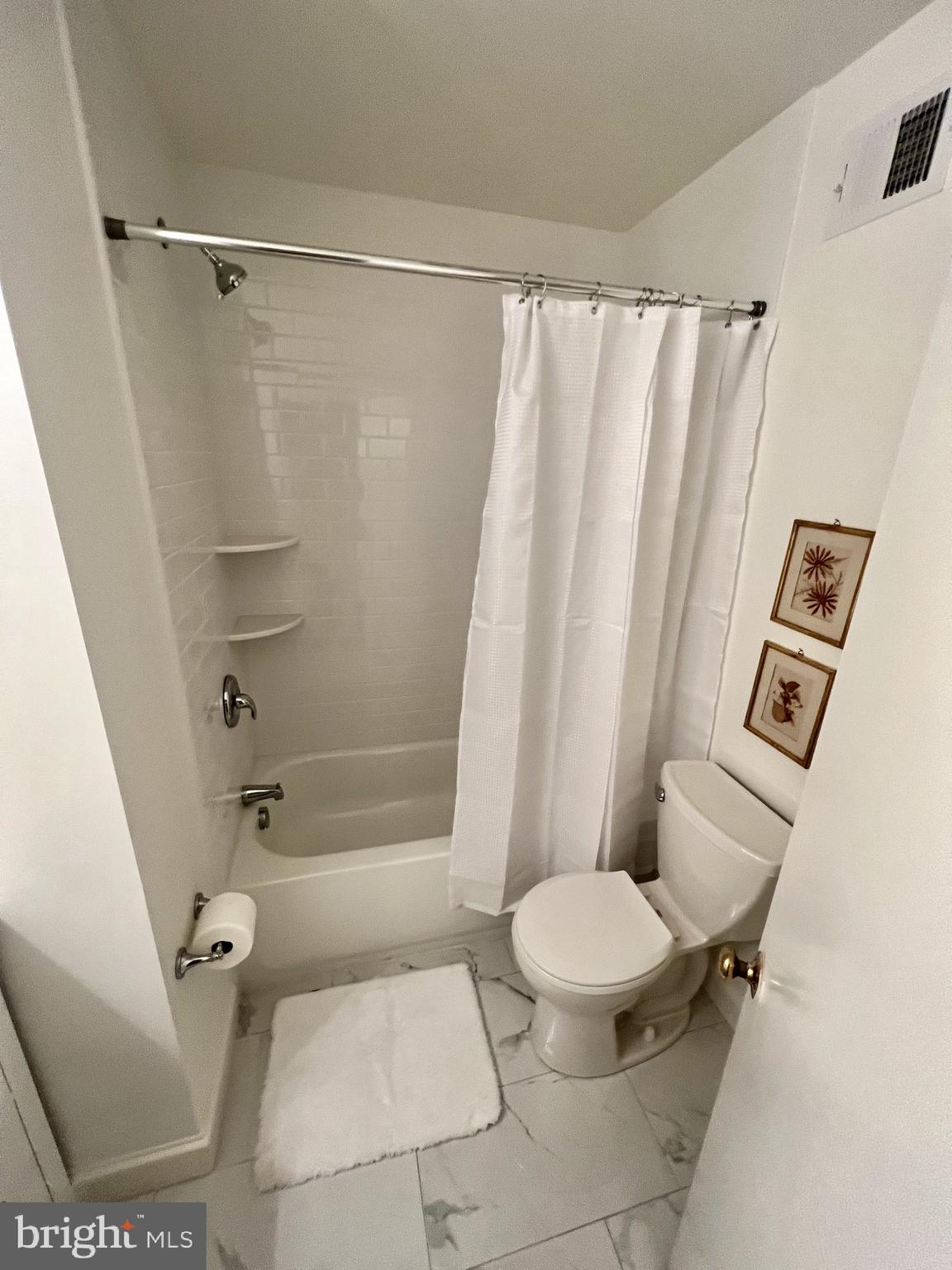 STONEHURST - Residential Lease