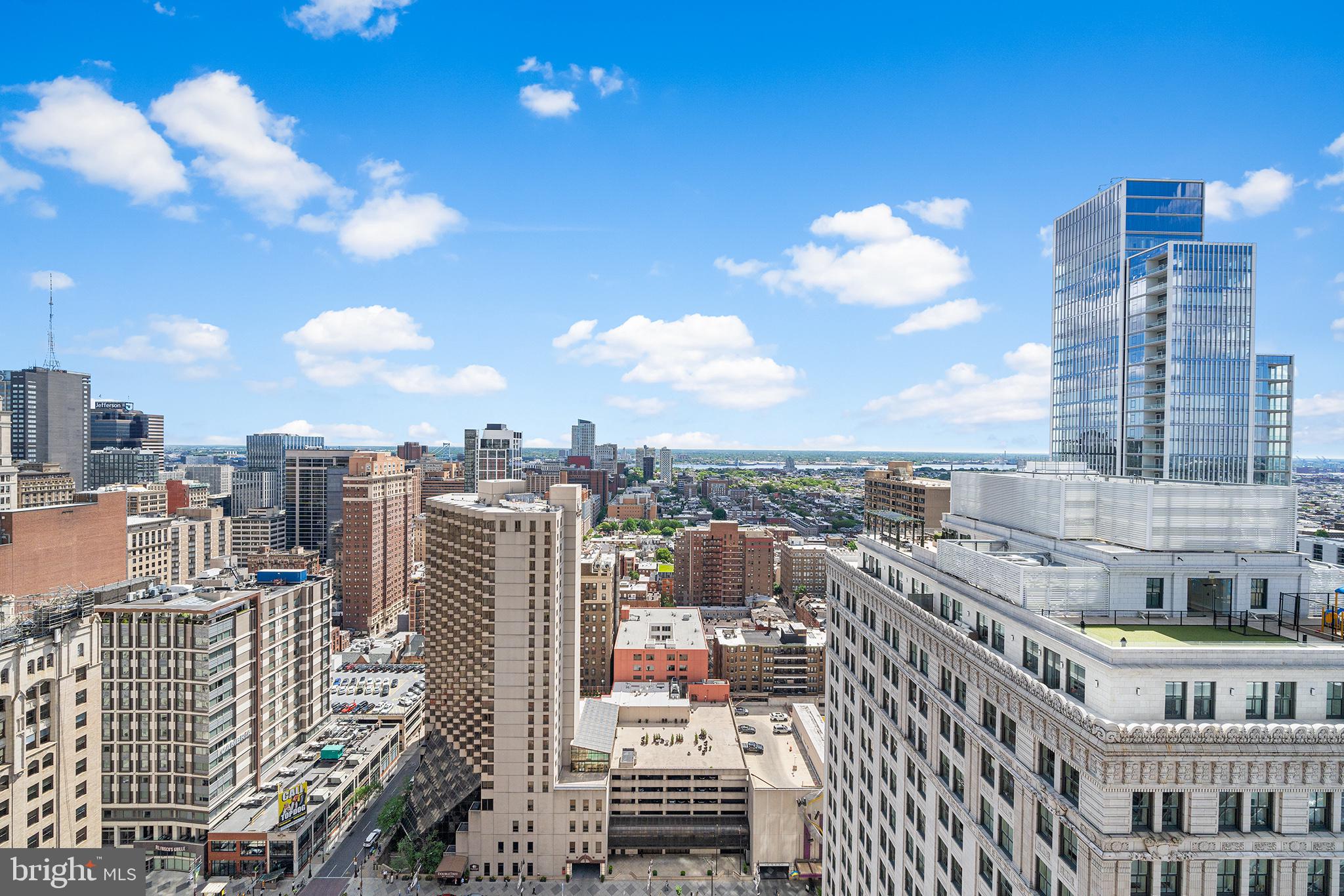 ACADEMY HOUSE - Residential