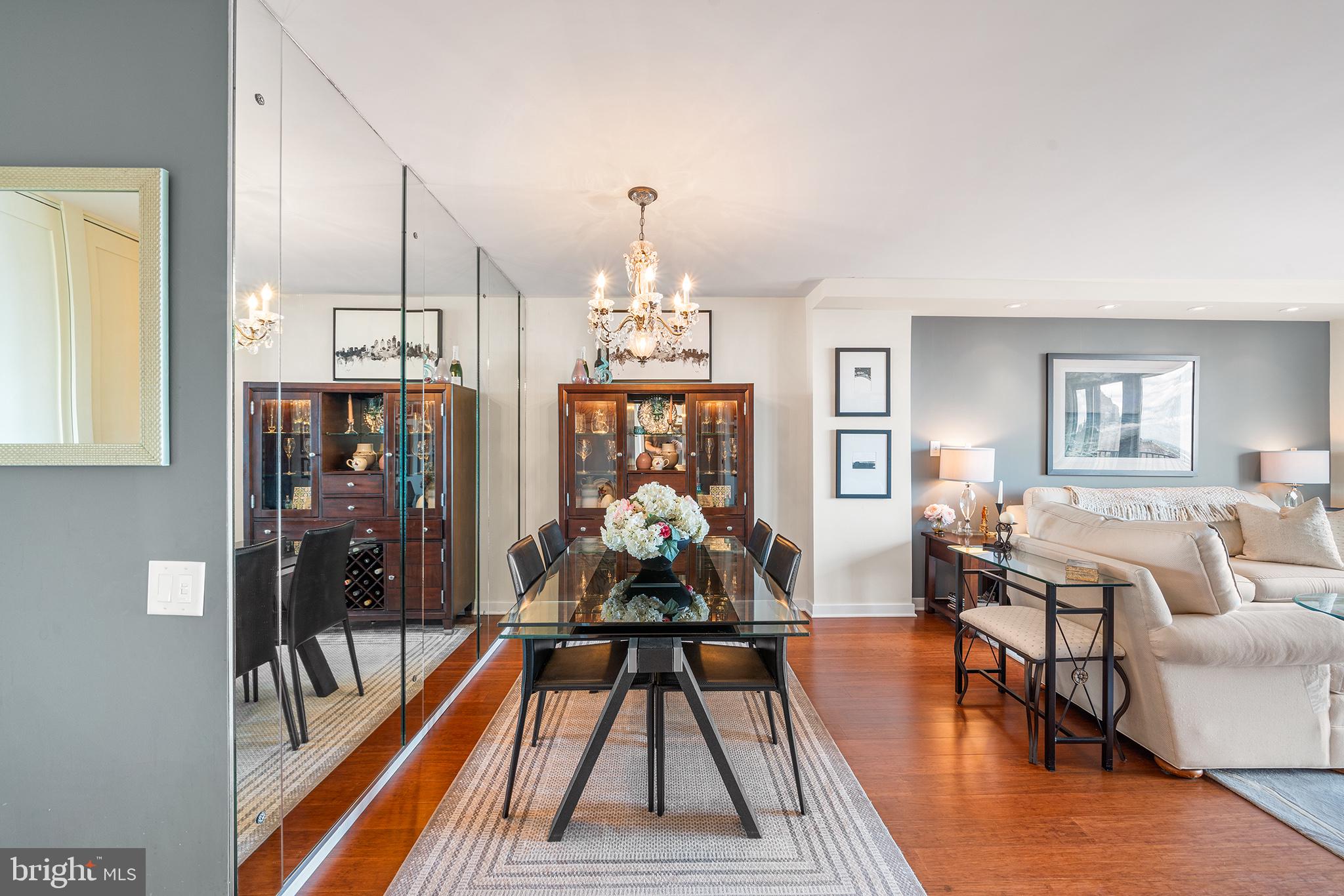 ACADEMY HOUSE - Residential