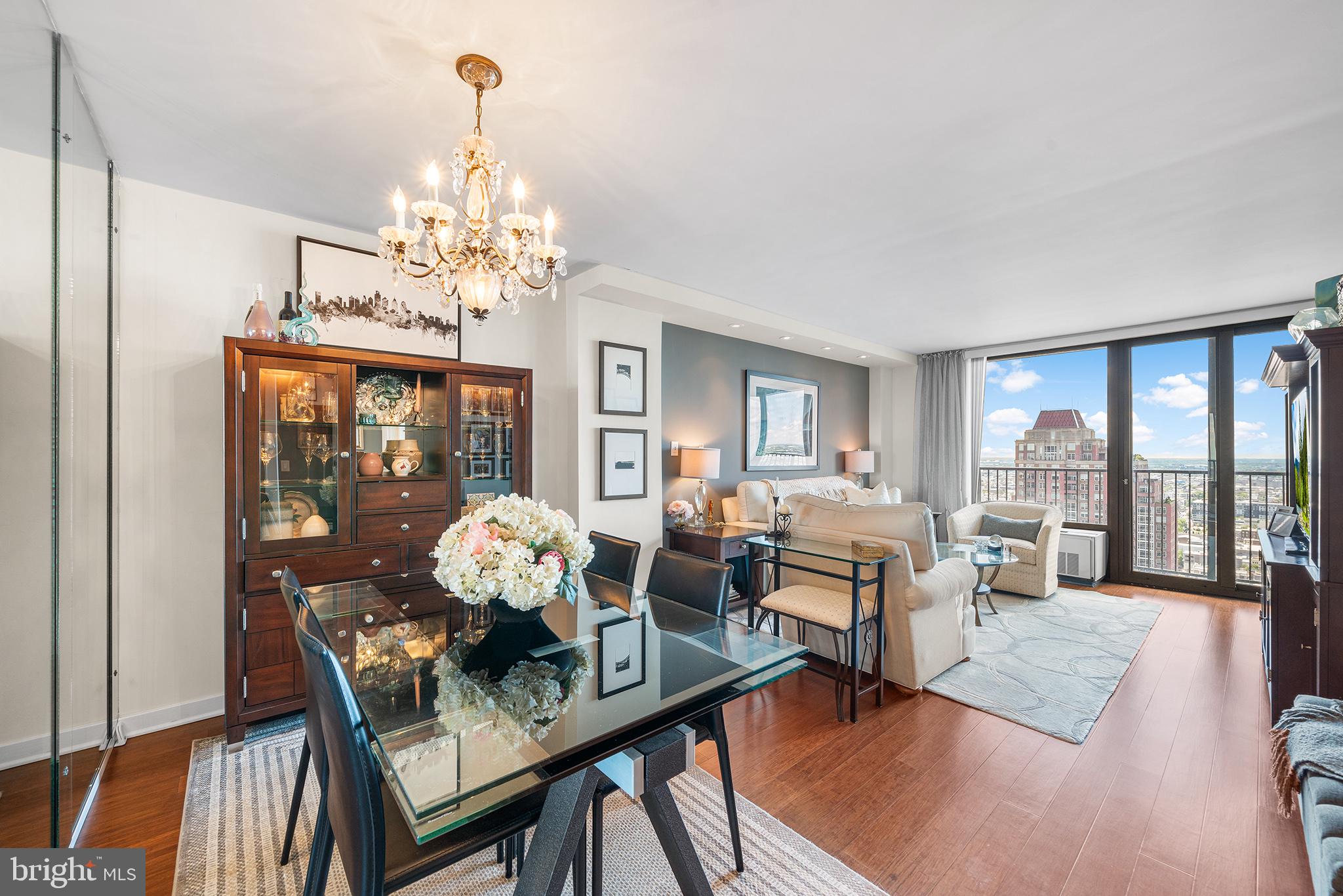 ACADEMY HOUSE - Residential