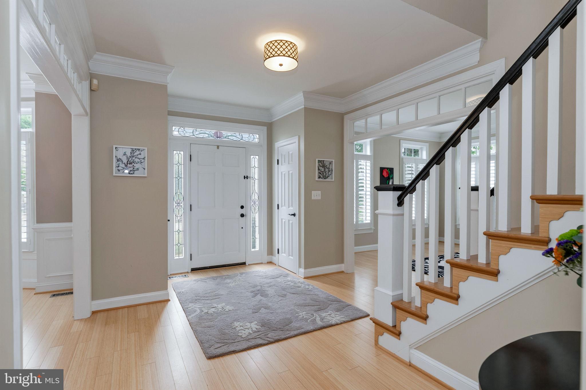 9809 JOHN ROBERT WAY