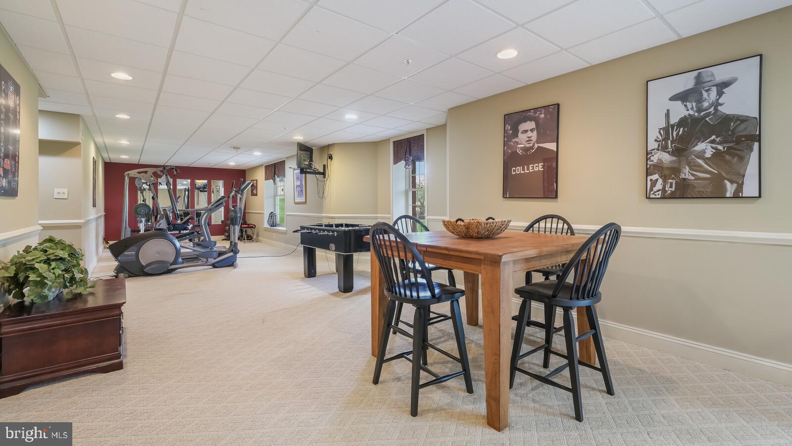 DARK HOLLOW - Residential