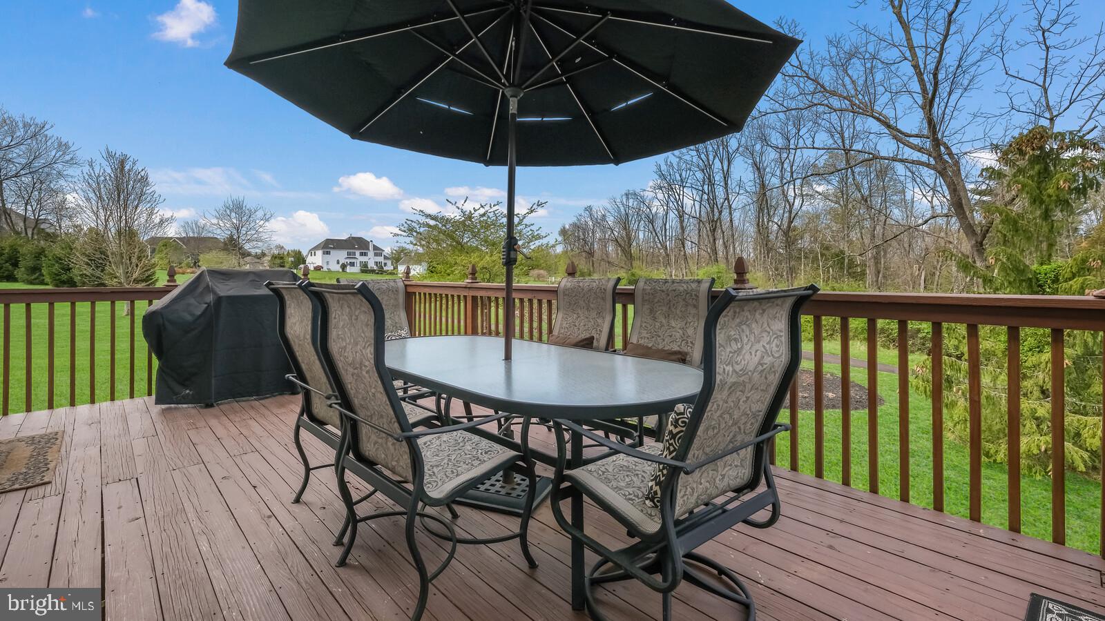 DARK HOLLOW - Residential