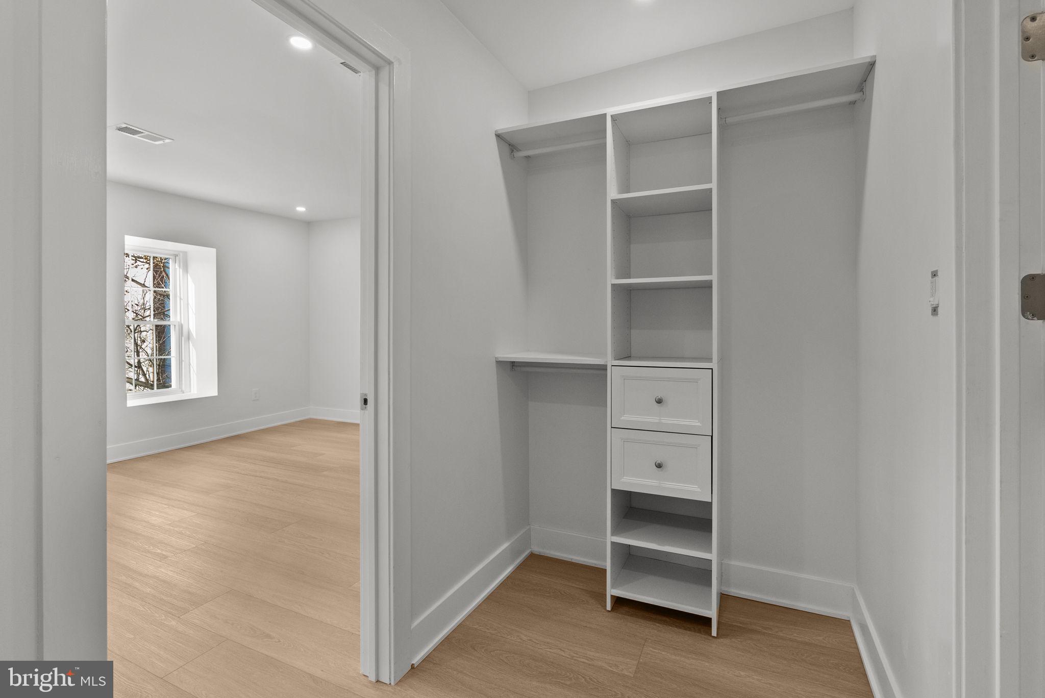 GERMANTOWN (WEST) - Residential