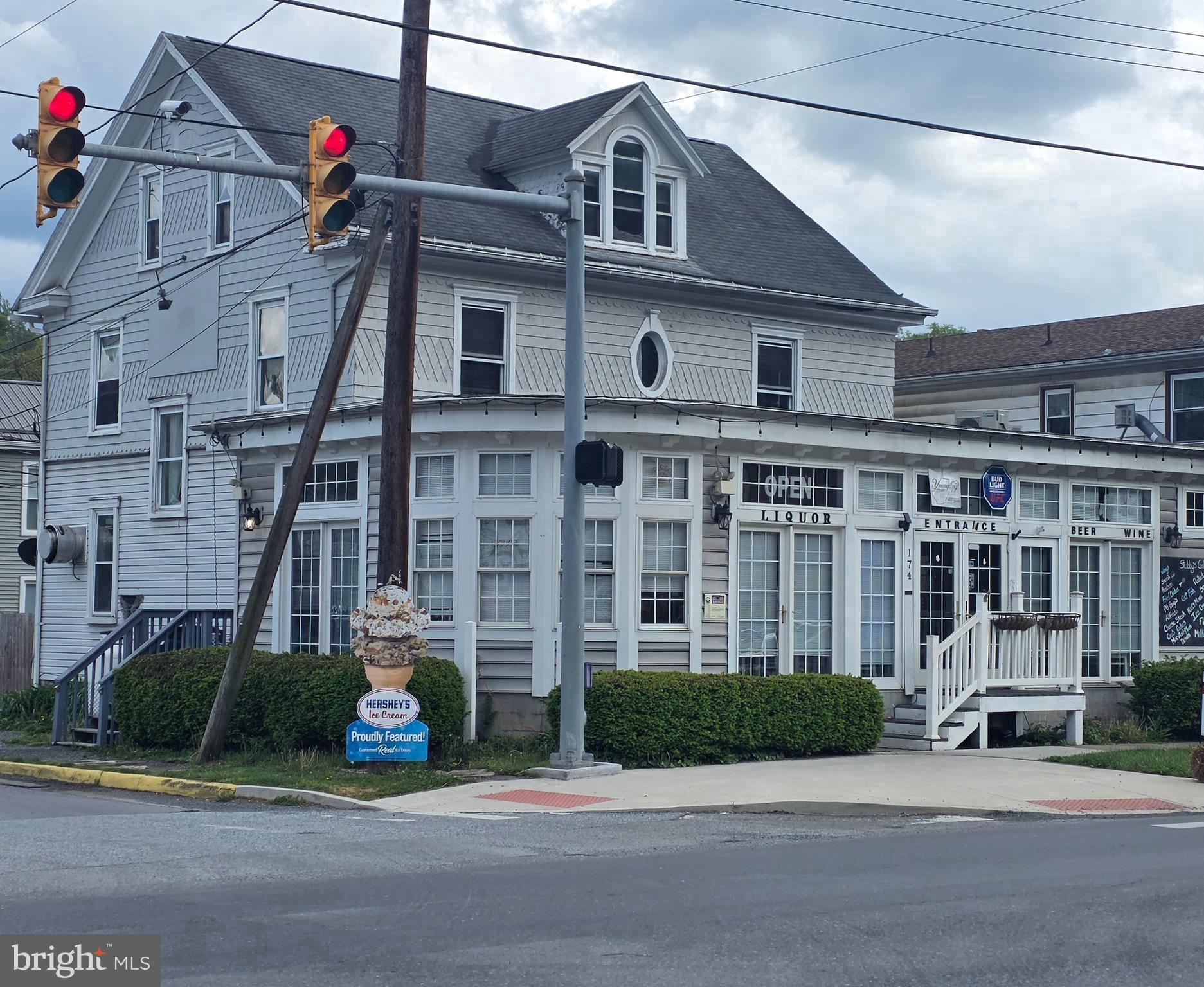 174 N WASHINGTON STREET
