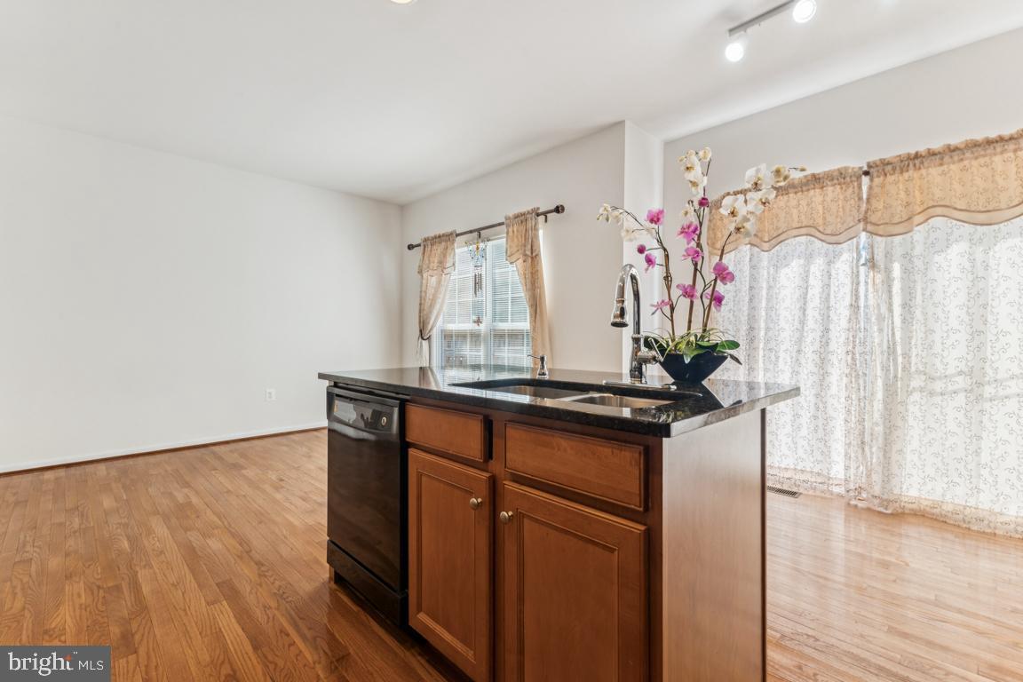 8346 LEIGHLEX COURT
