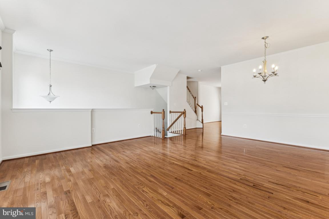 8346 LEIGHLEX COURT