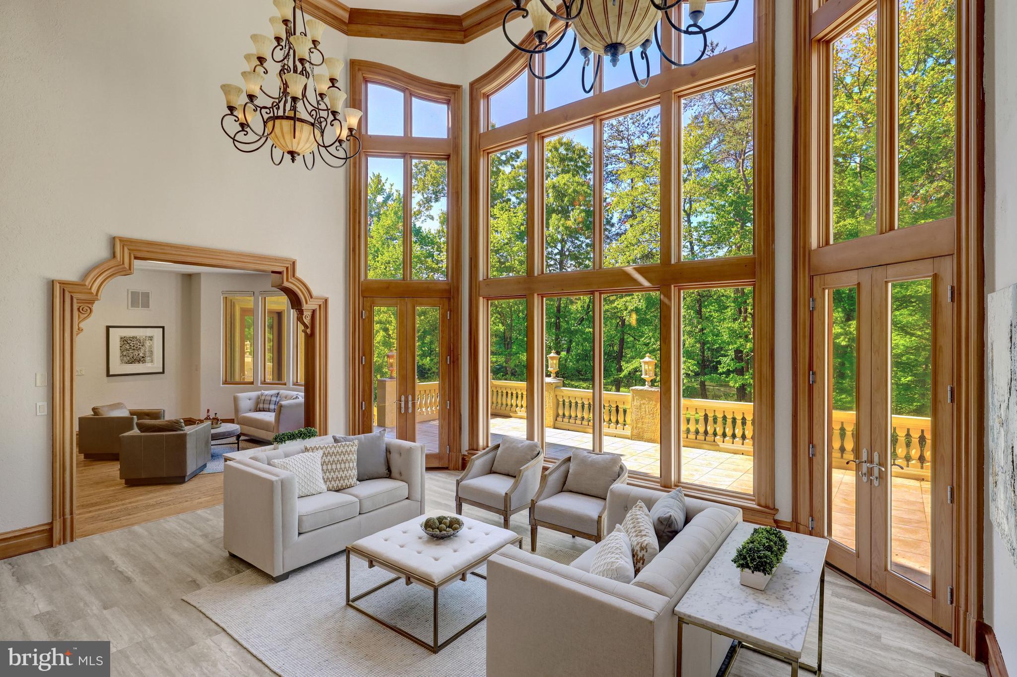 608 KENTLAND DRIVE