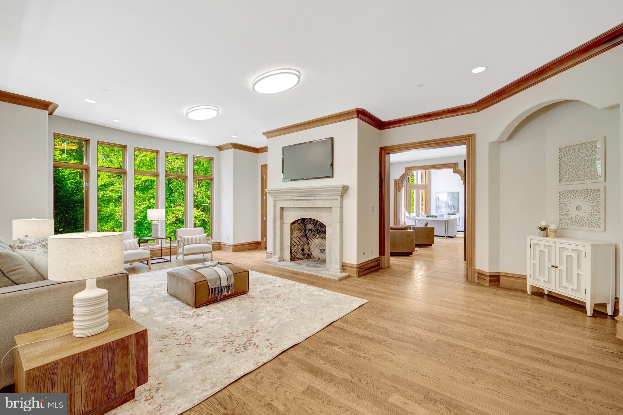 KENTLAND POND - Residential