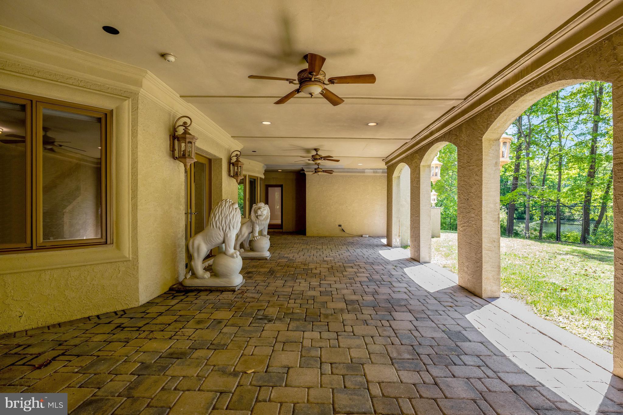 KENTLAND POND - Residential