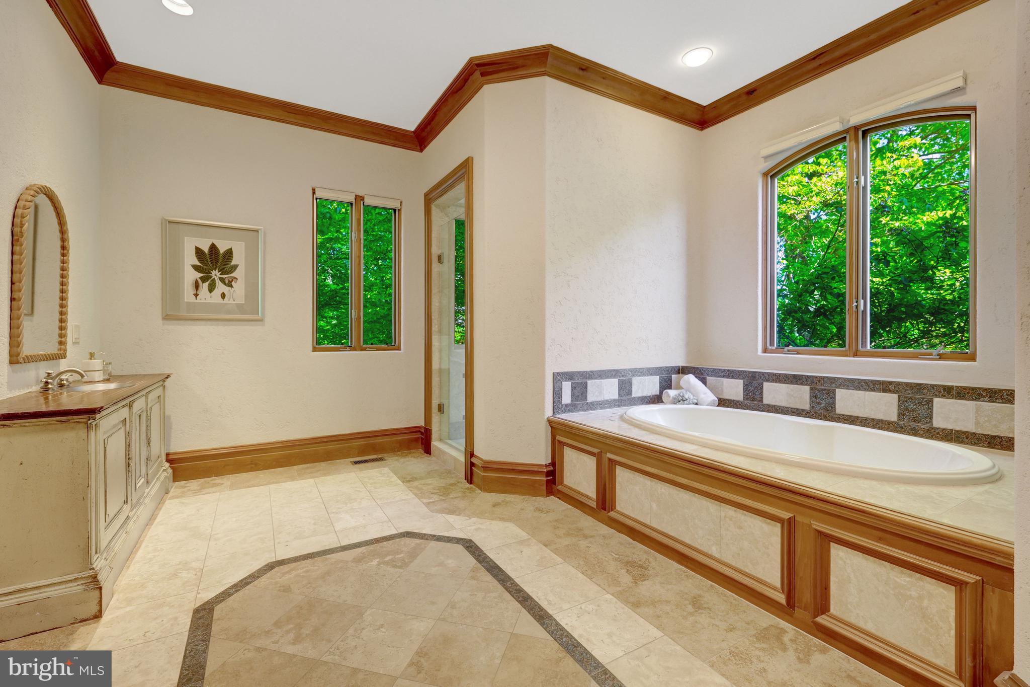 KENTLAND POND - Residential
