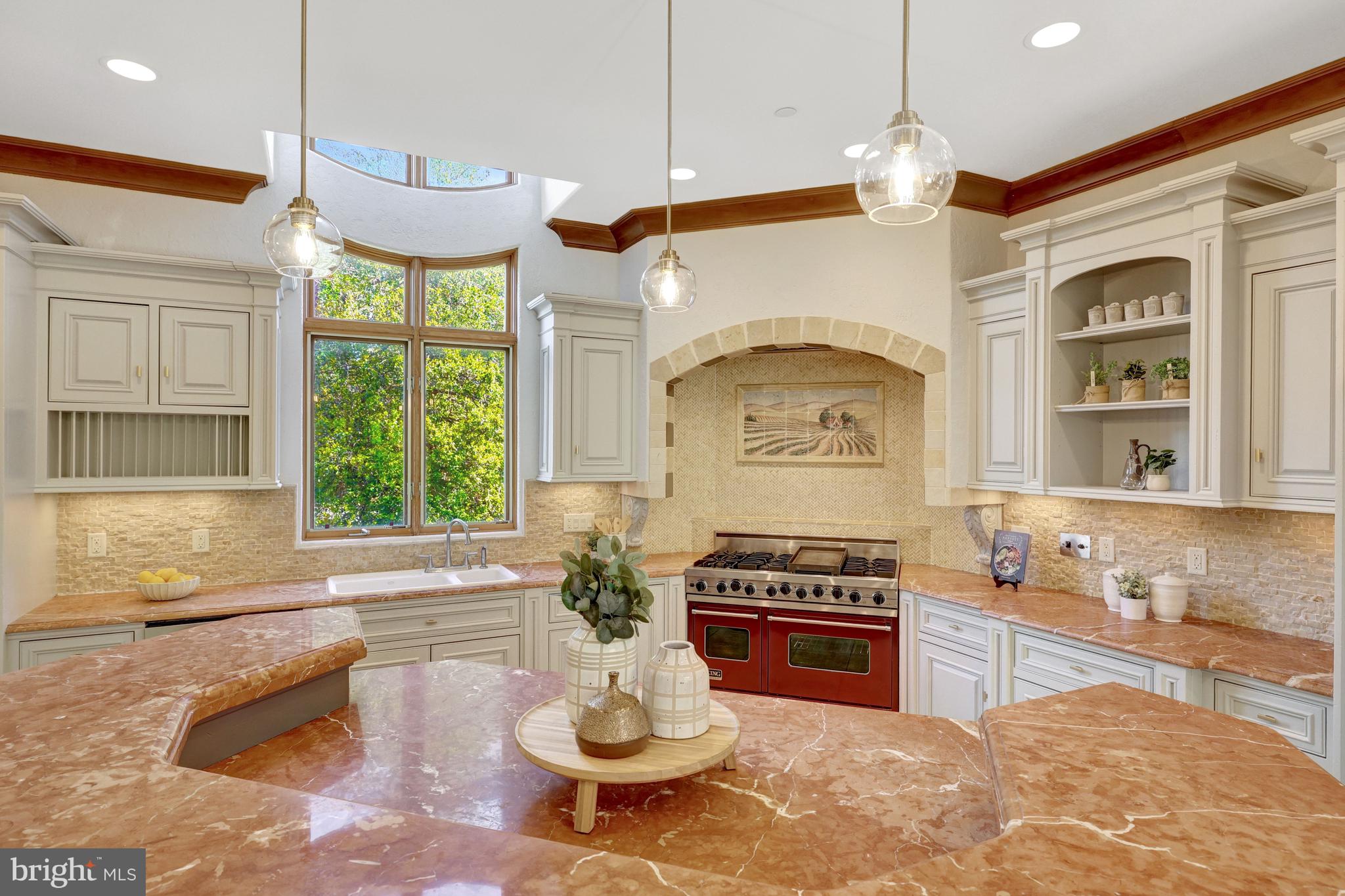 KENTLAND POND - Residential